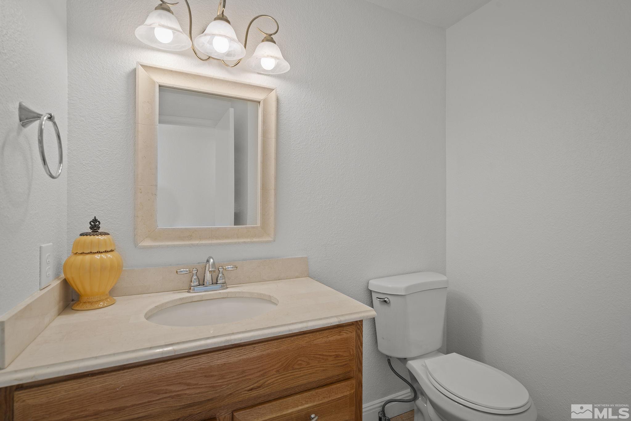 1663 Mackland Property Photo 19