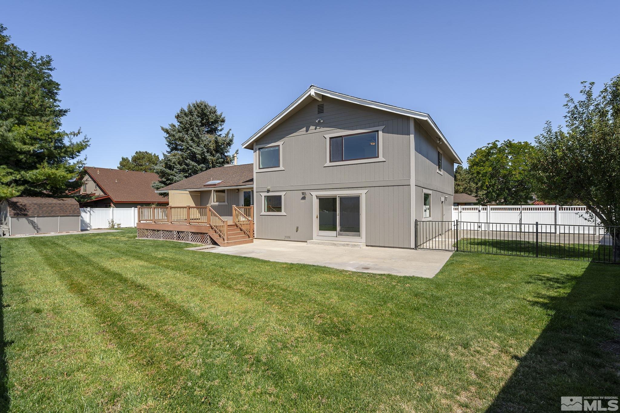 1663 Mackland Property Photo 30