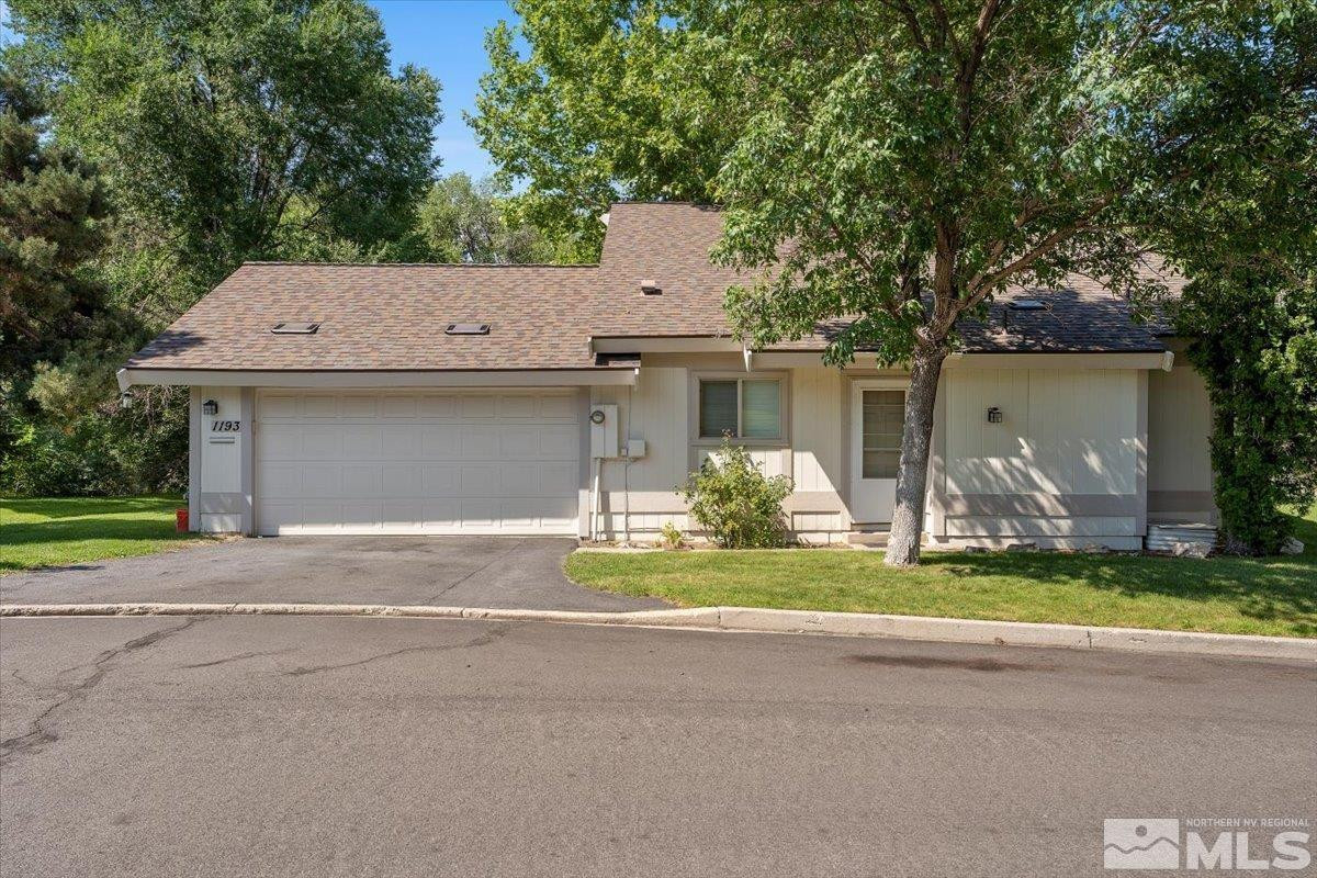 1193 Wagon Wheel Circle Property Photo 1