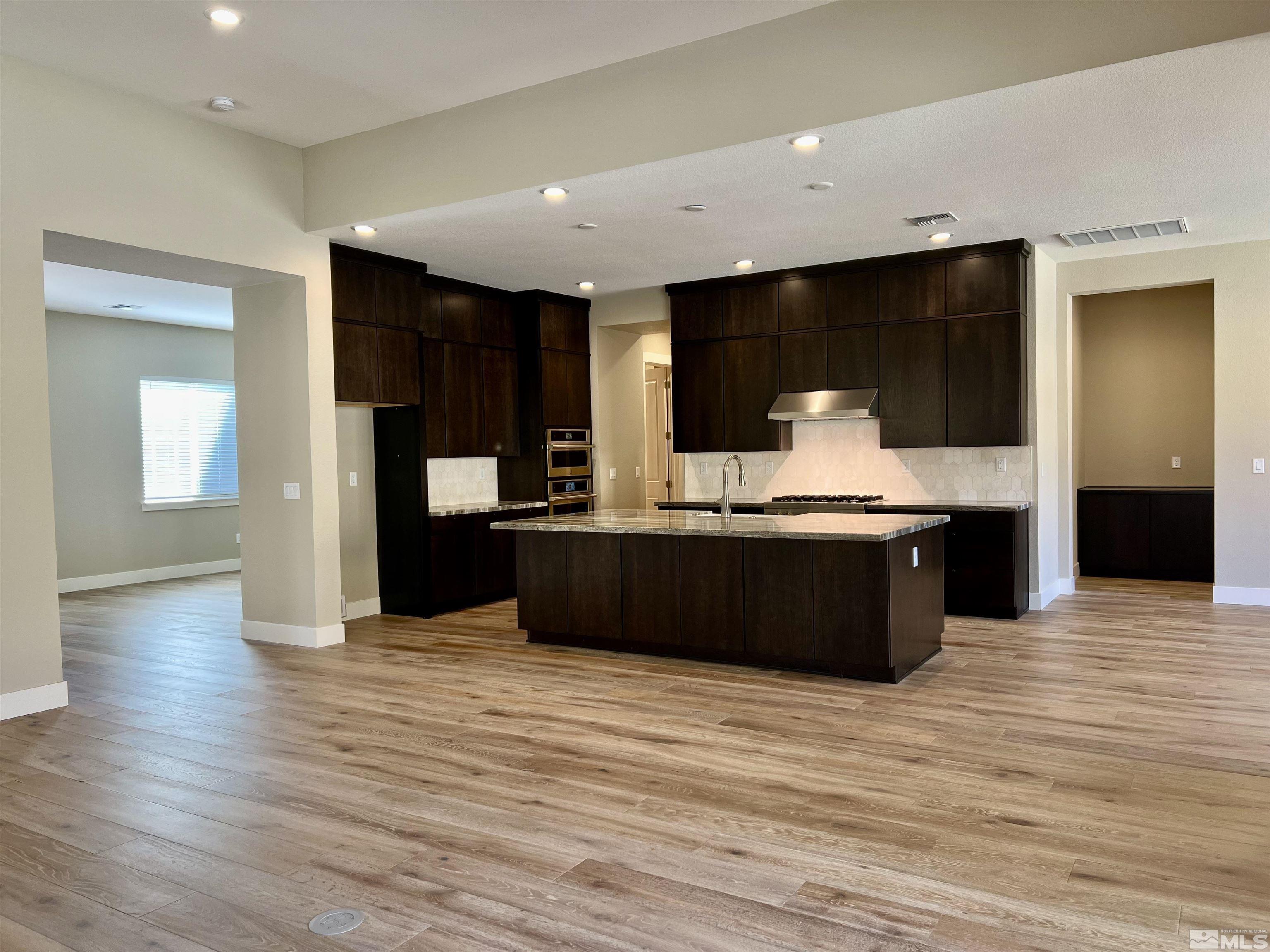 9093 Wild Skies Way Property Photo 8