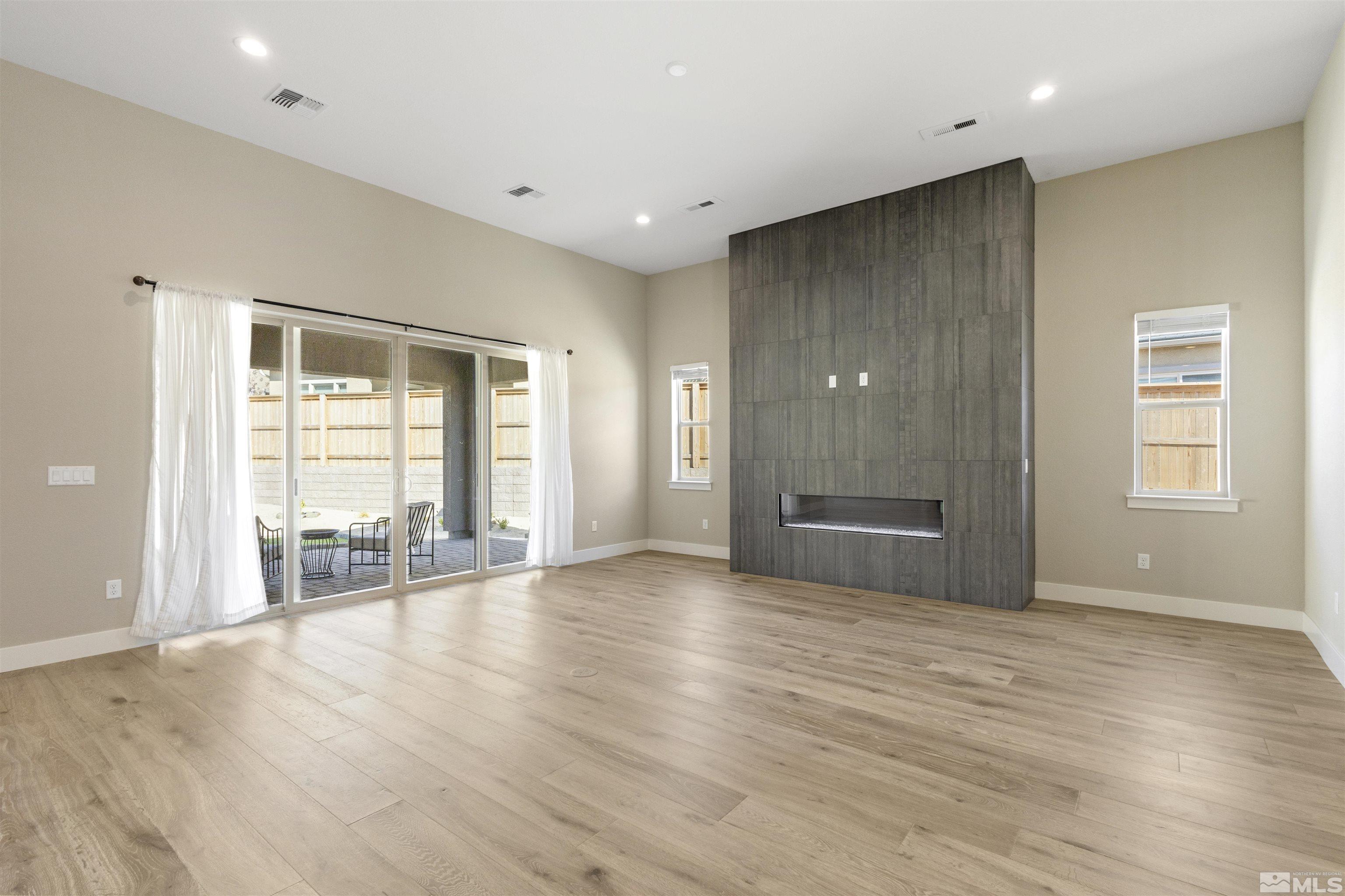 9093 Wild Skies Way Property Photo 11