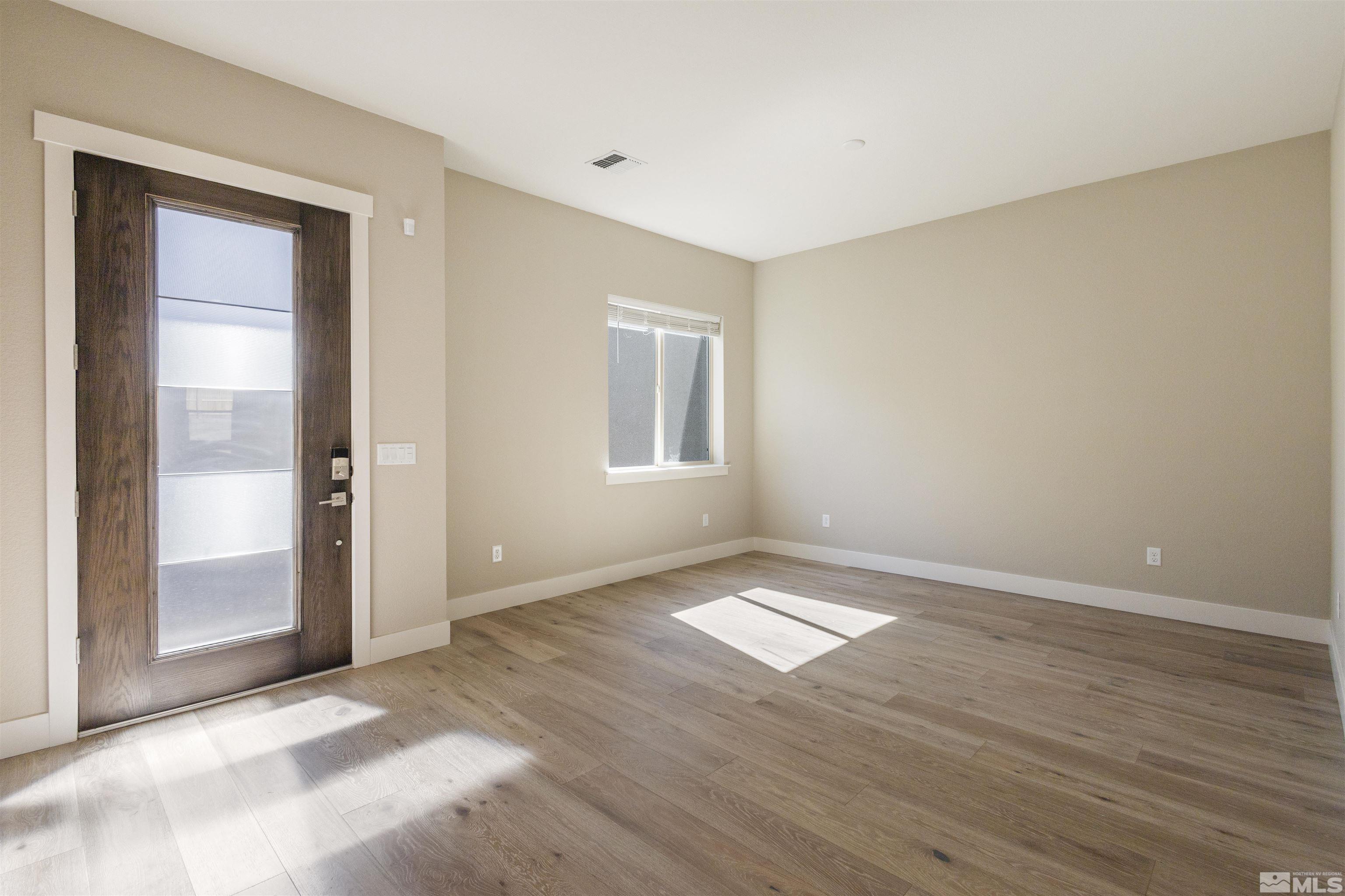 9093 Wild Skies Way Property Photo 12
