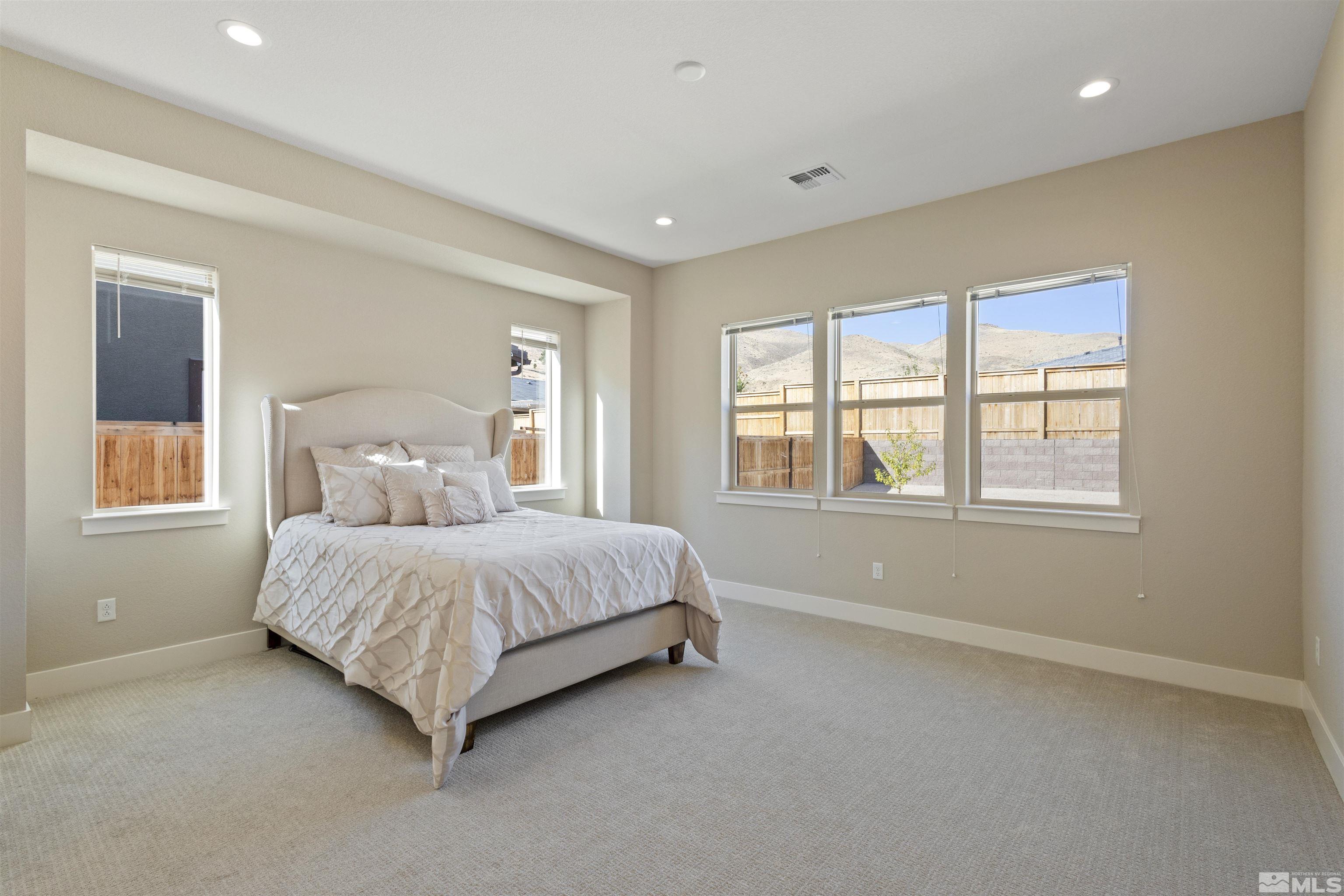 9093 Wild Skies Way Property Photo 14