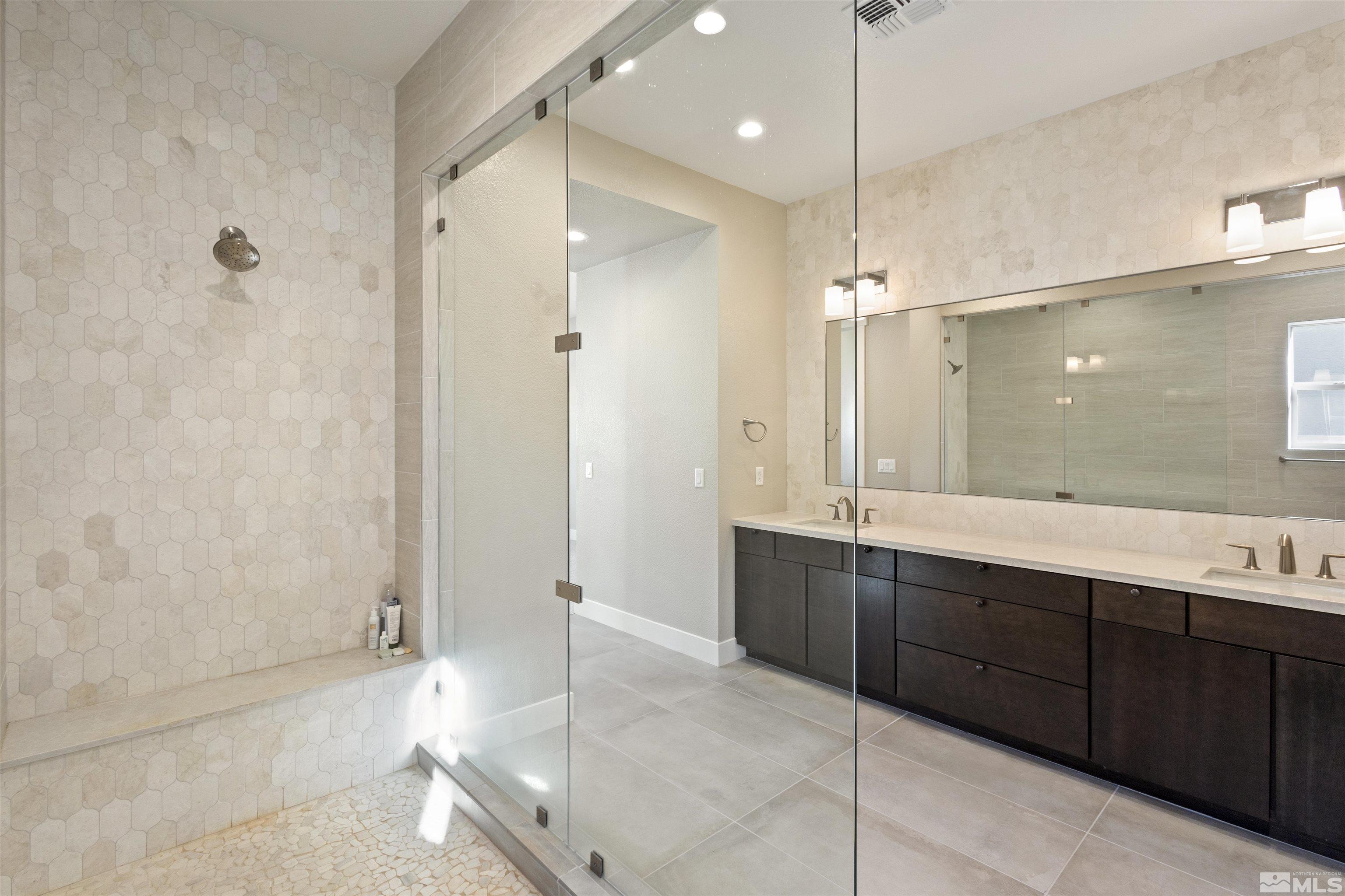 9093 Wild Skies Way Property Photo 17