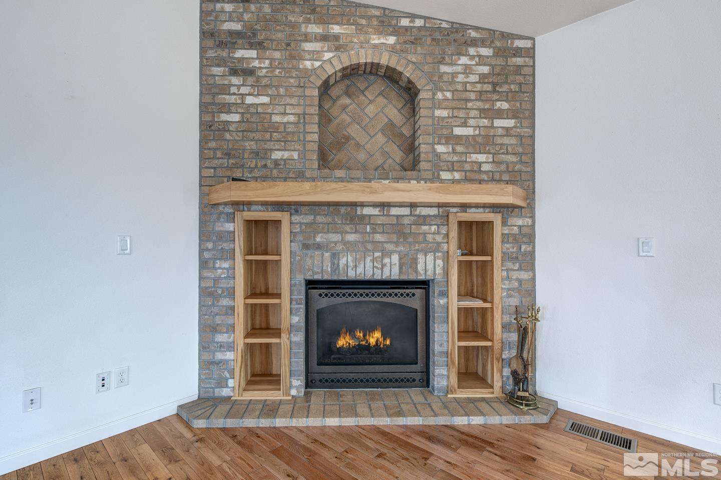 2193 Longhorn Dr. Property Photo 6