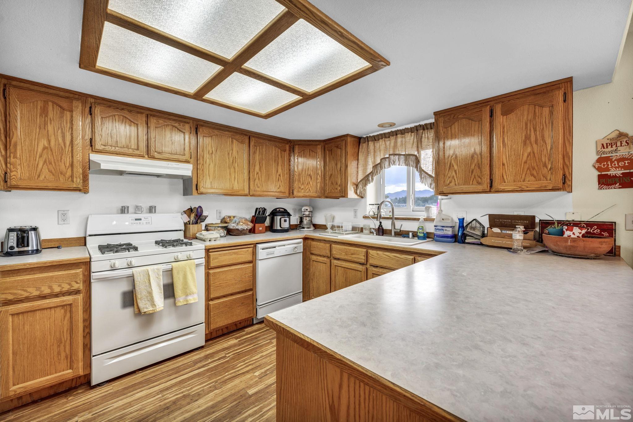 1155 Dinah Drive Property Photo 11