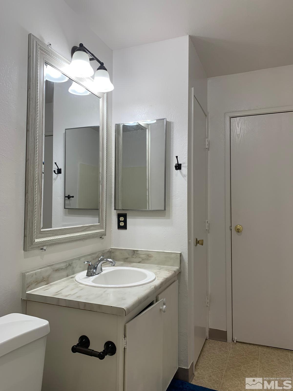 4602 Neil Rd 59 Property Photo 4