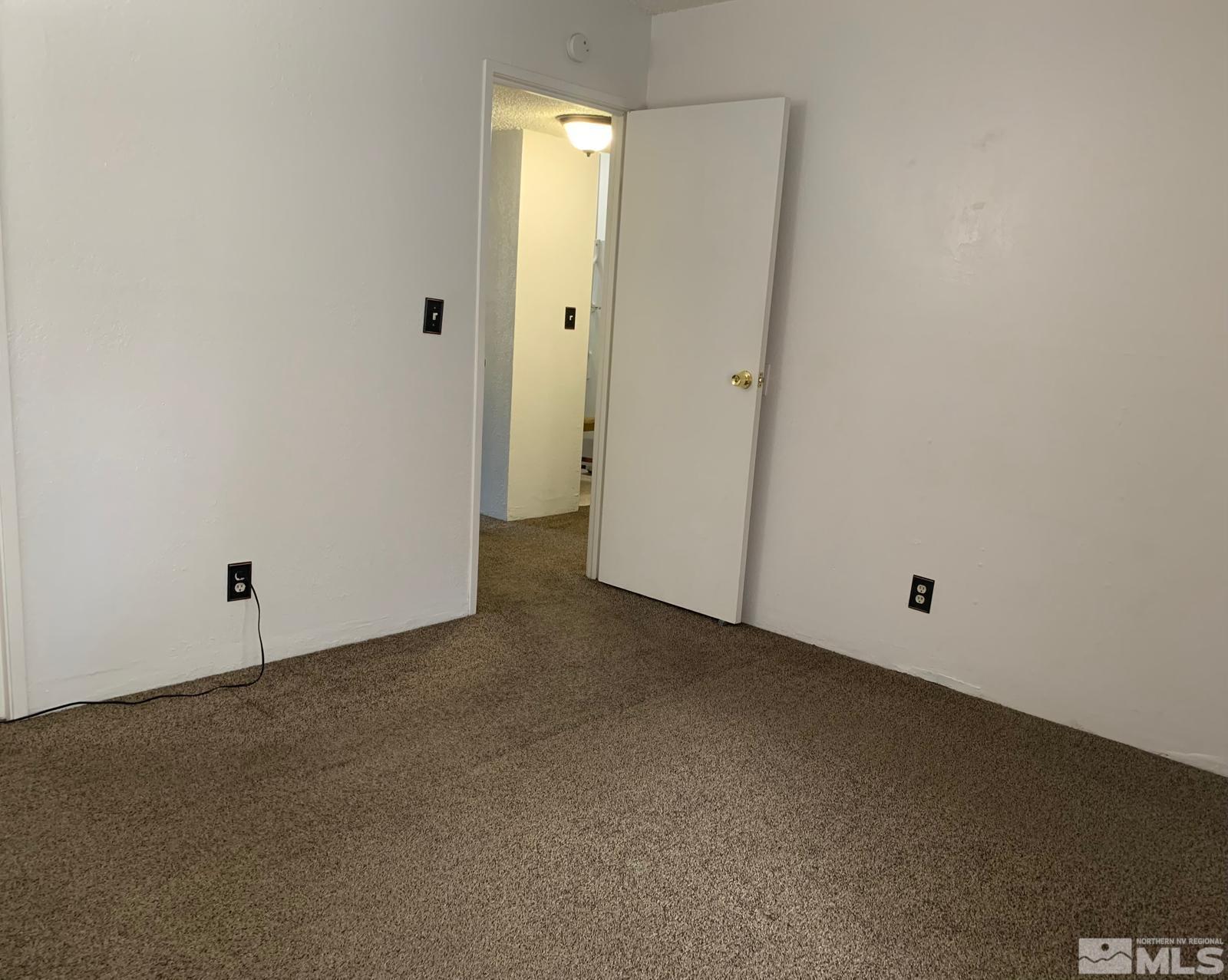 4602 Neil Rd 59 Property Photo 8