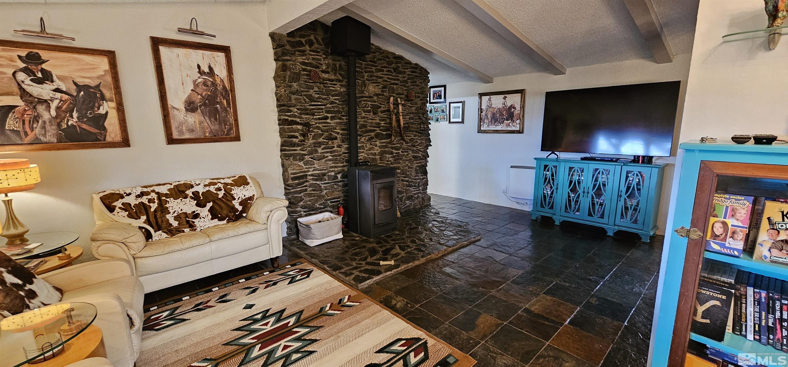 210 Sleeping Valley Road Property Photo 5