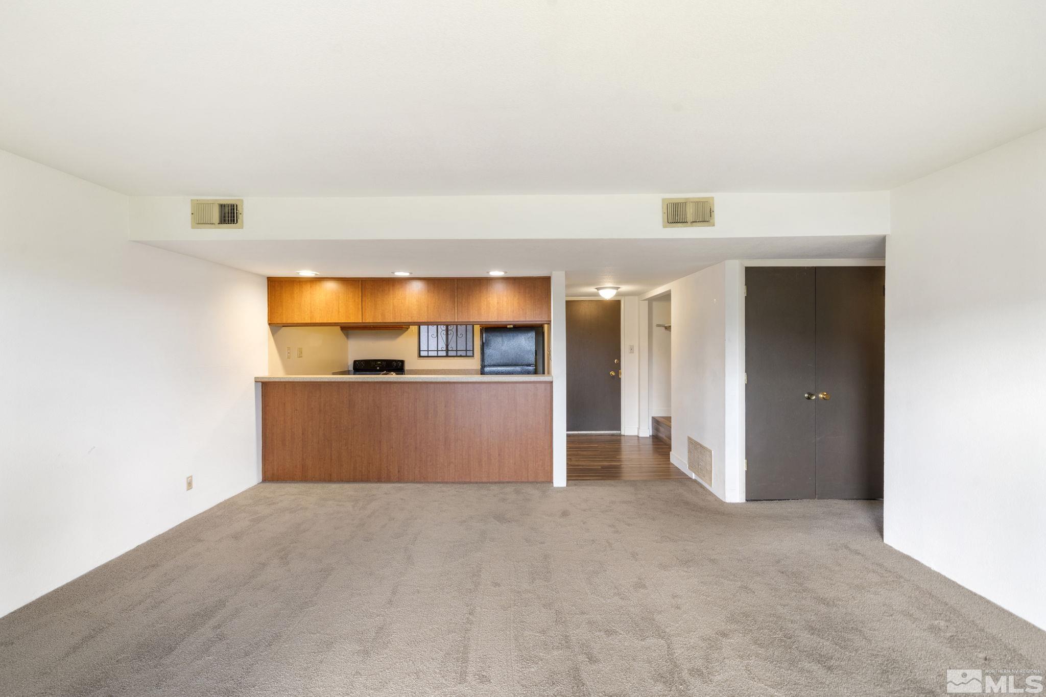 1508 Carlin St Property Photo 9