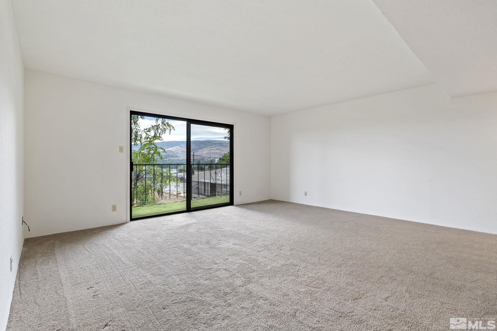 1508 Carlin St Property Photo 13