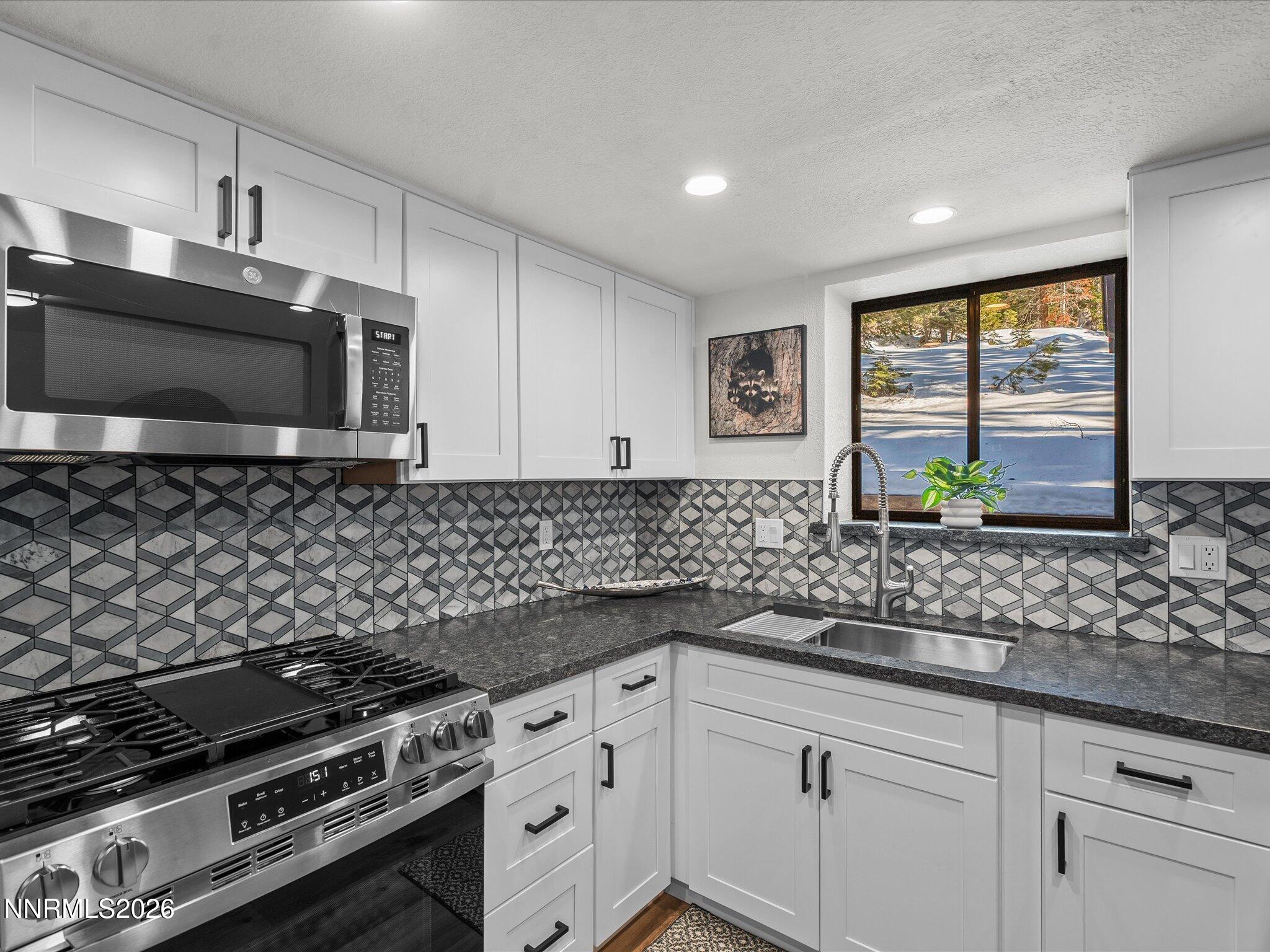 449 Andria Drive Property Photo 4
