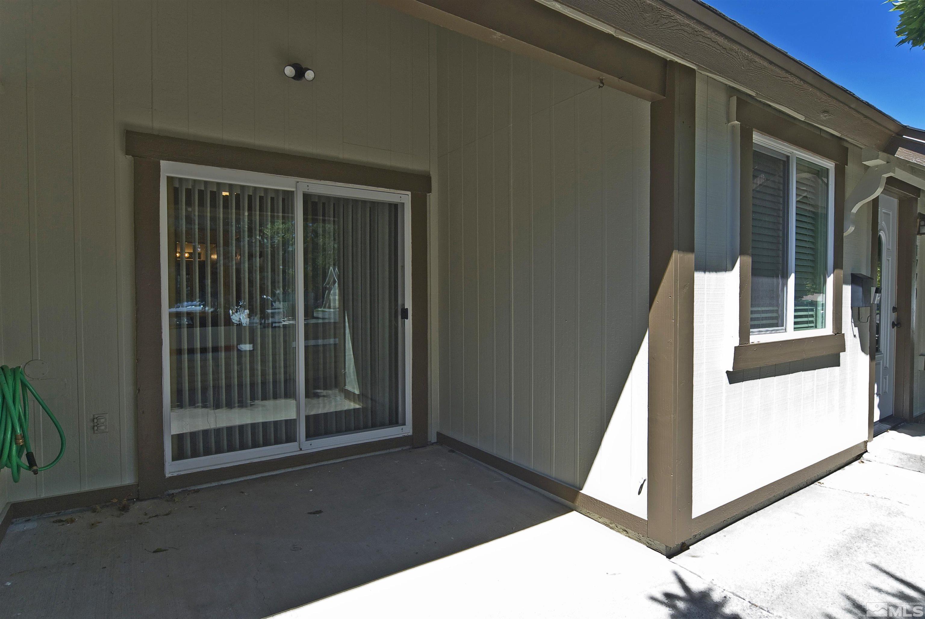 1770 Manchester Way Property Photo 4