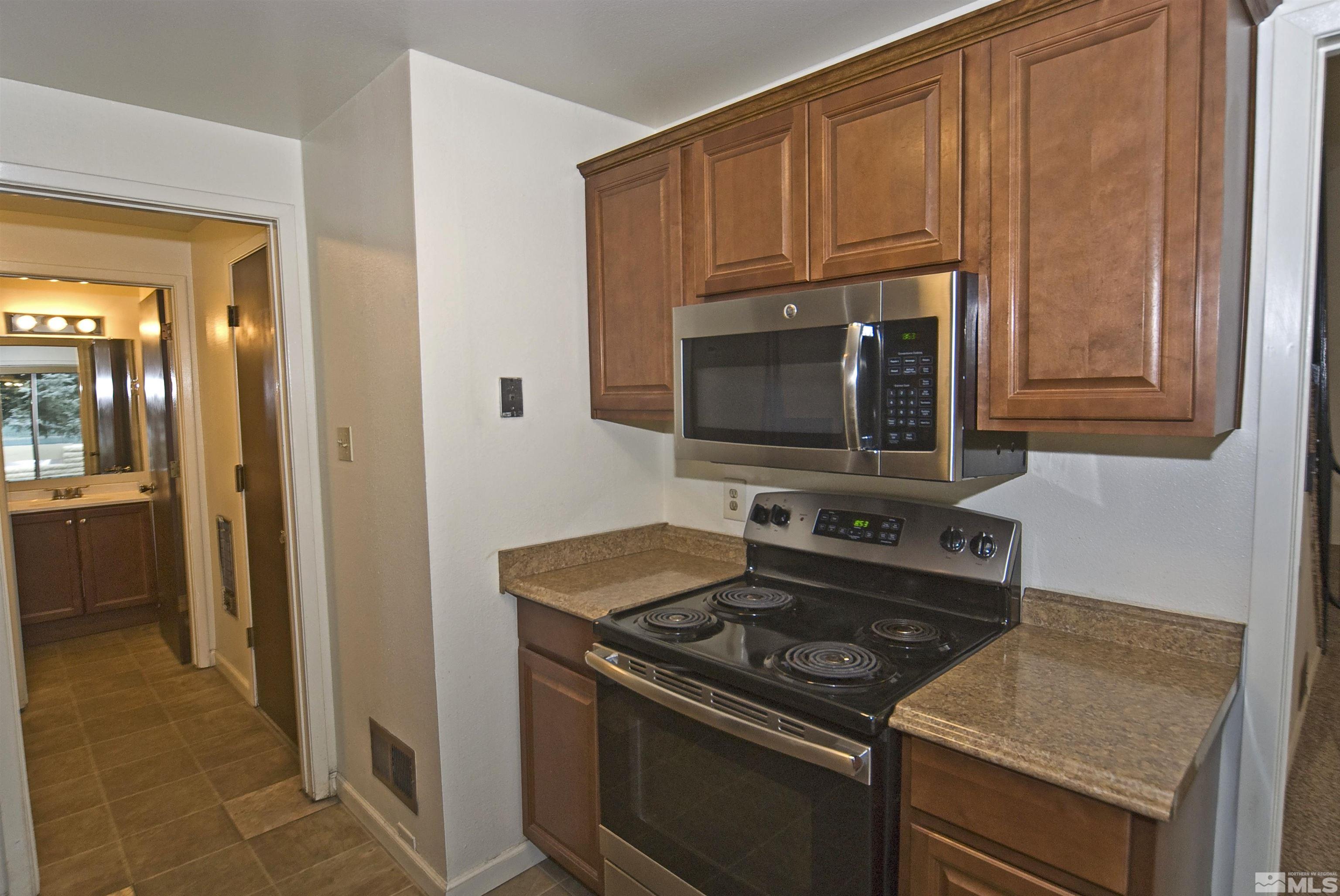 1770 Manchester Way Property Photo 10