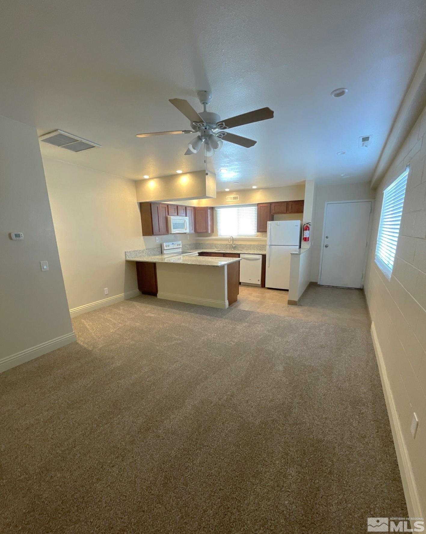 480 Sunshine Lane Property Photo 6