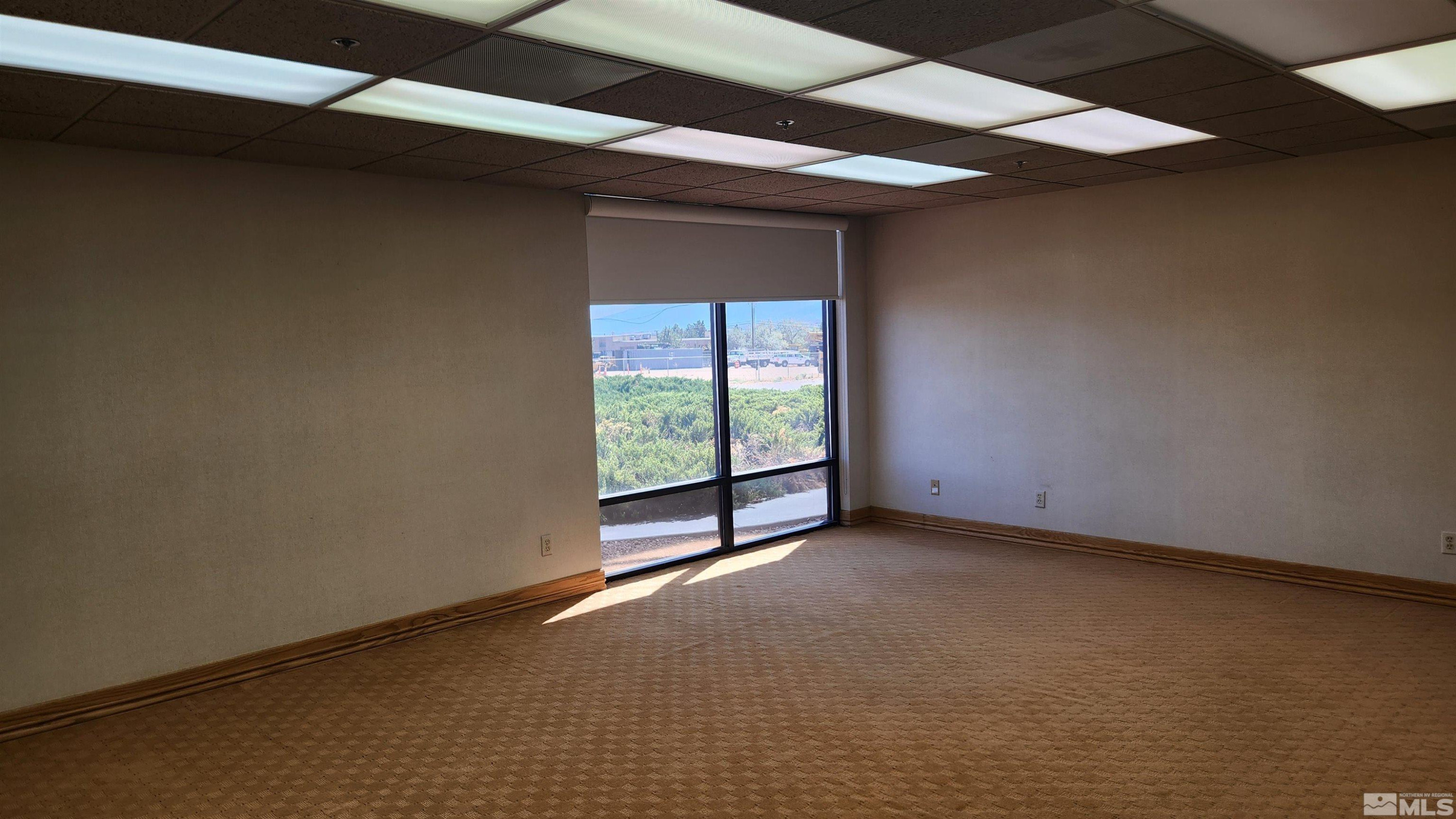 2800 Arrowhead Drive Property Photo 12