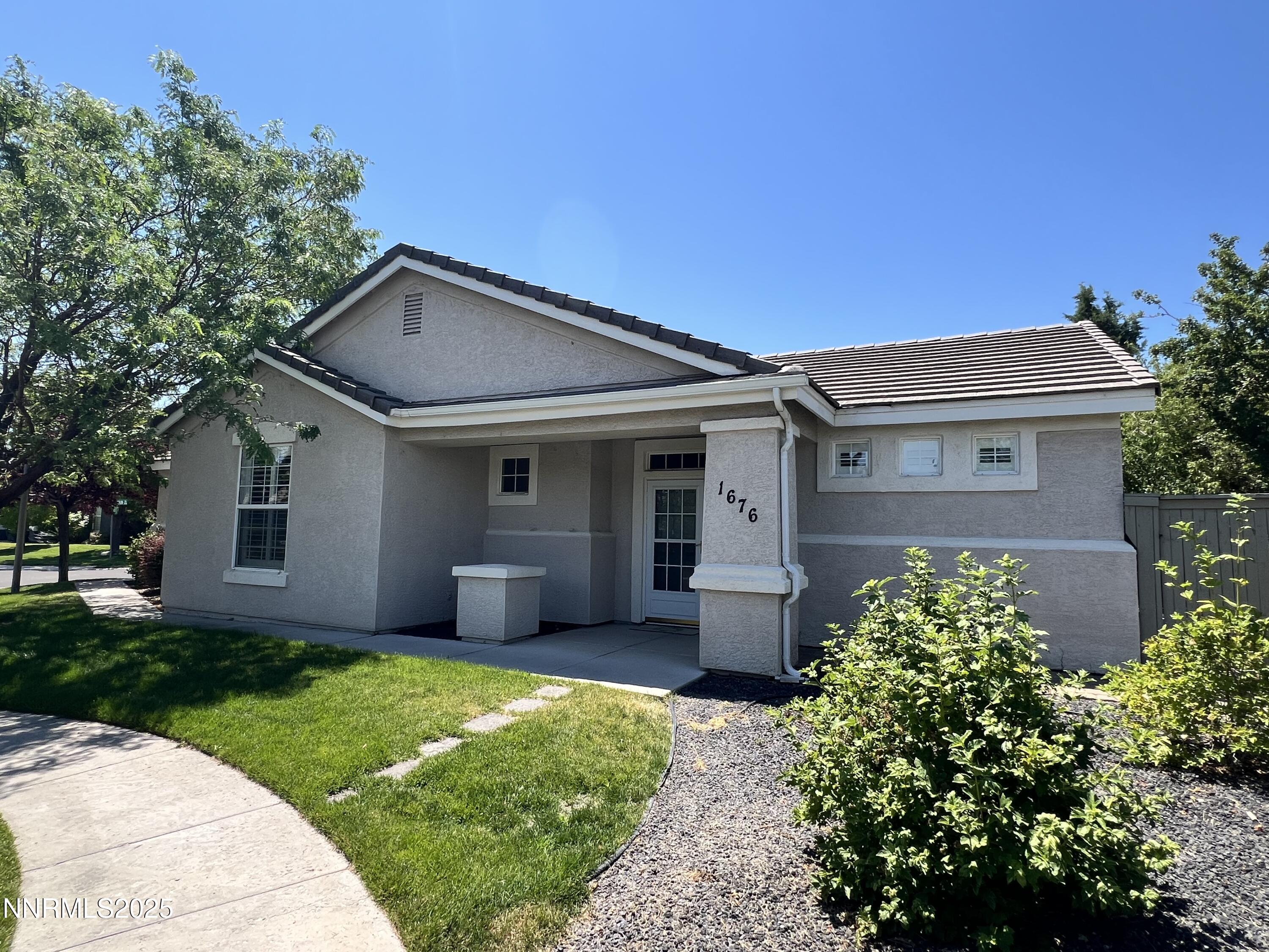 1676 Iron Mountain Drive Property Photo 1