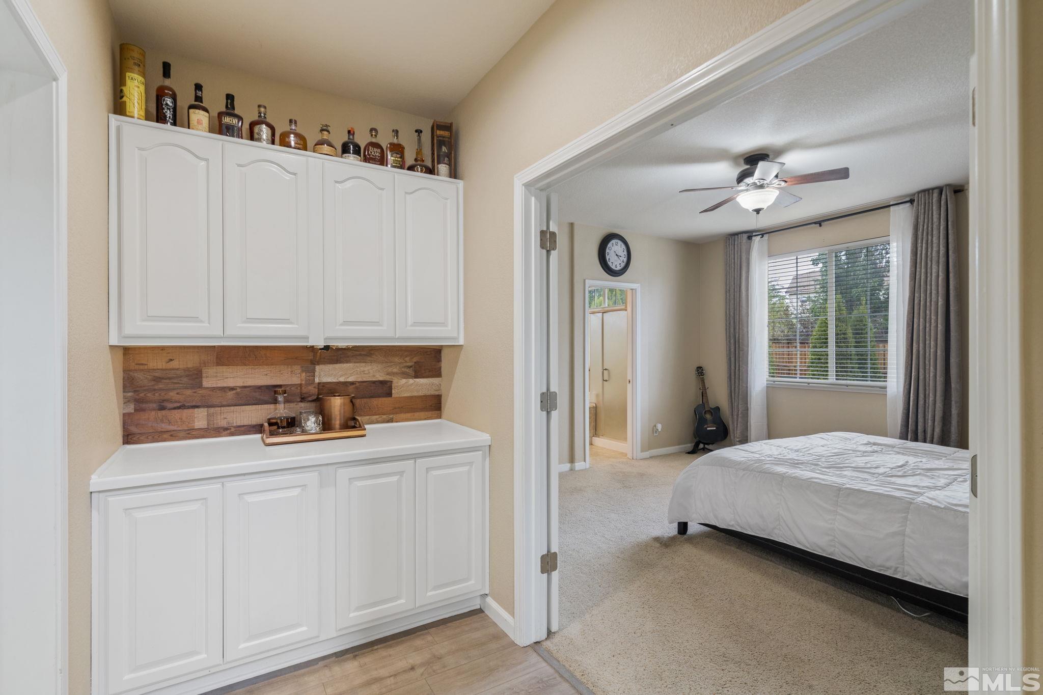 6658 Abbotswood Dr Property Photo 10