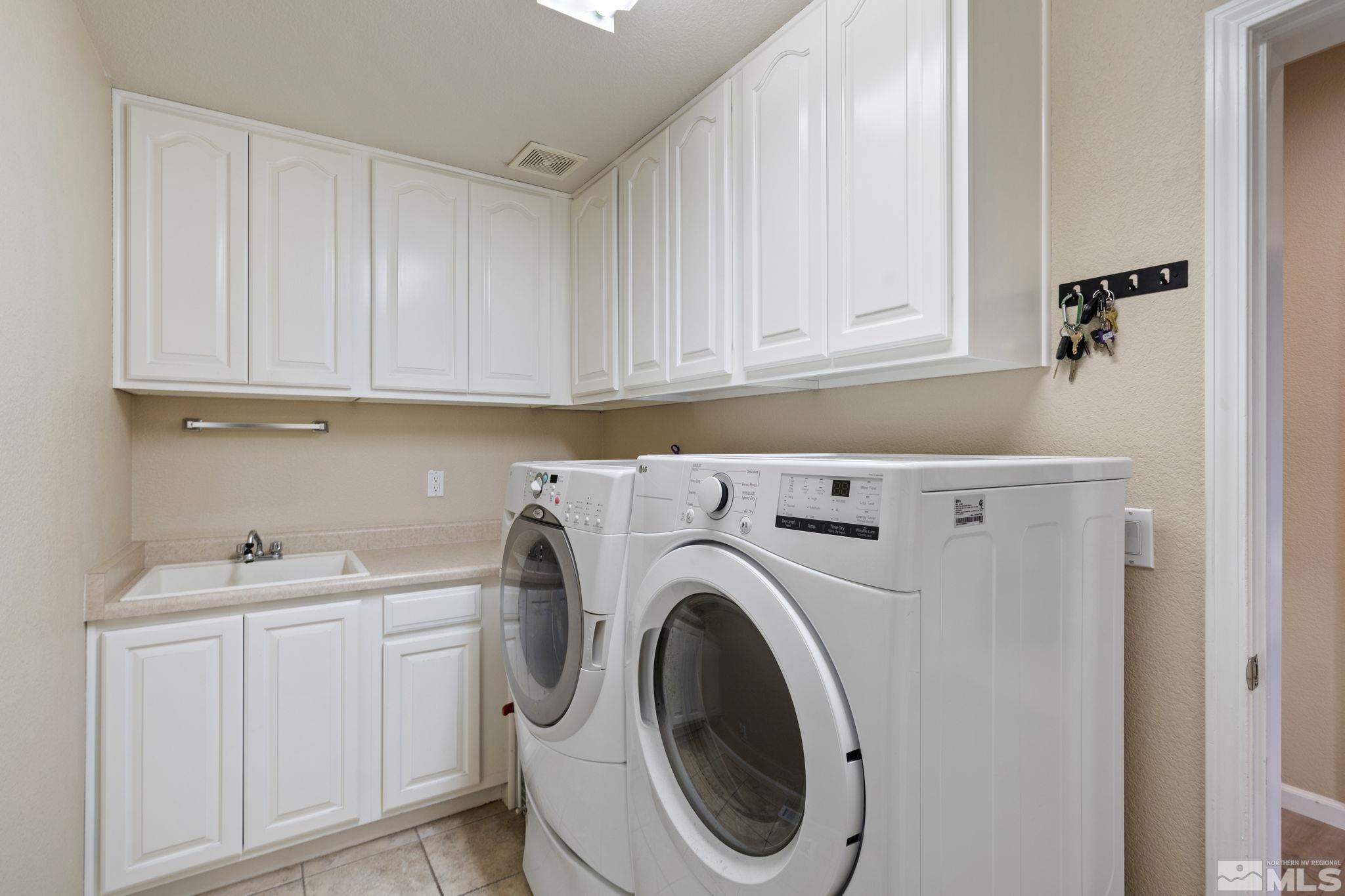 6658 Abbotswood Dr Property Photo 16