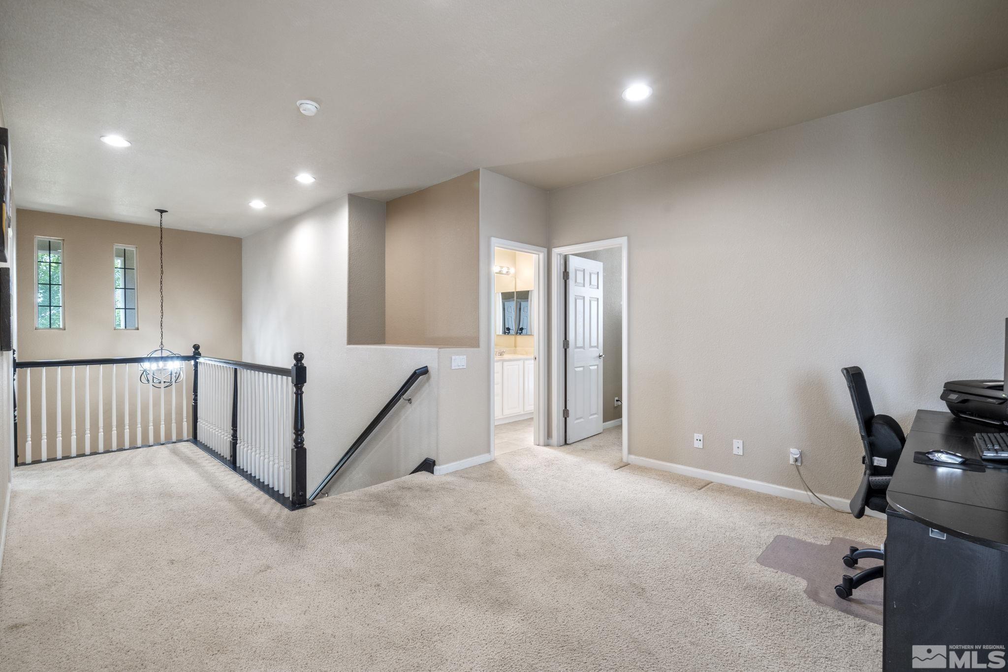 6658 Abbotswood Dr Property Photo 18