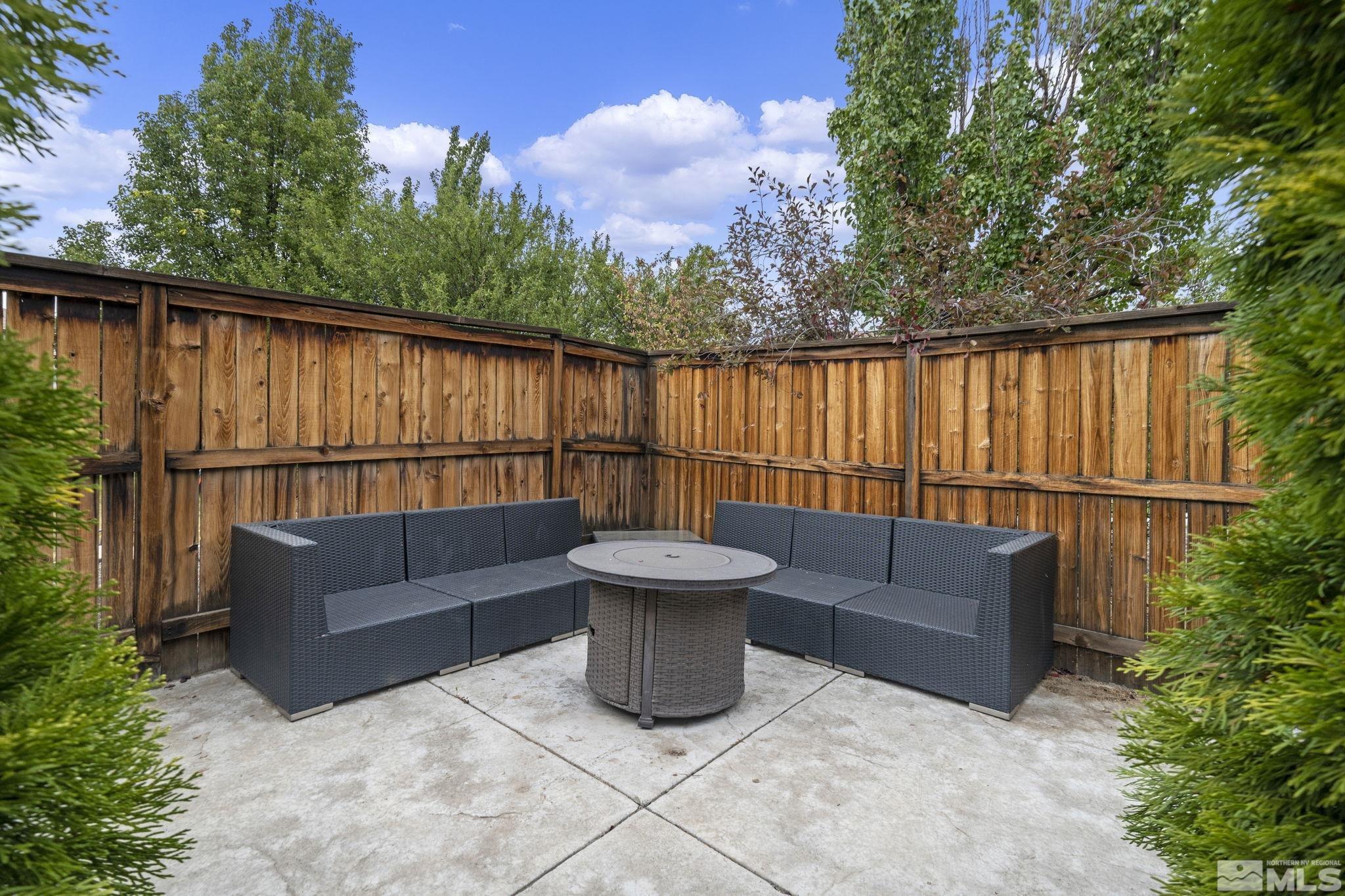6658 Abbotswood Dr Property Photo 28