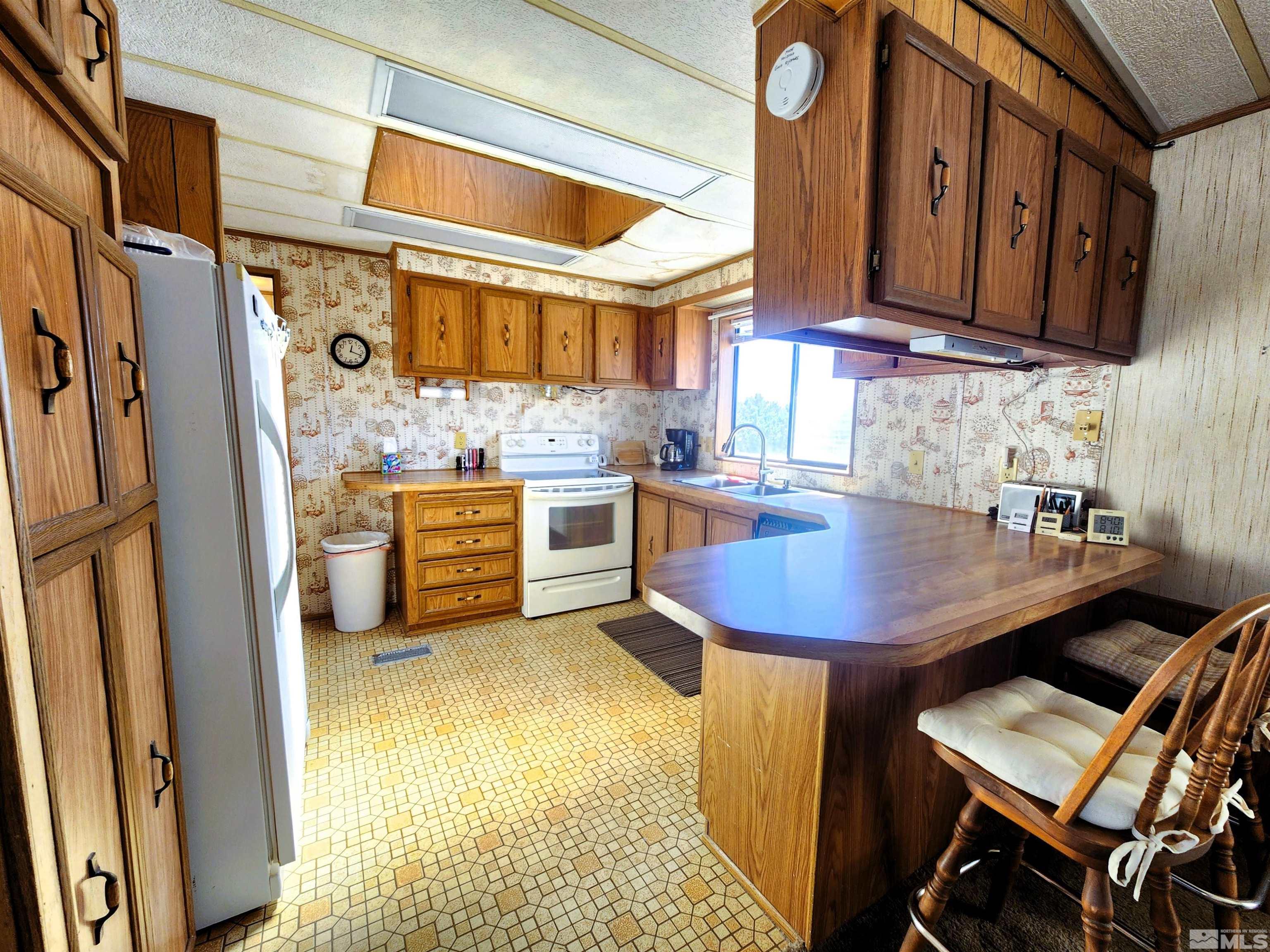 122 Black Hill Rdg Property Photo 16