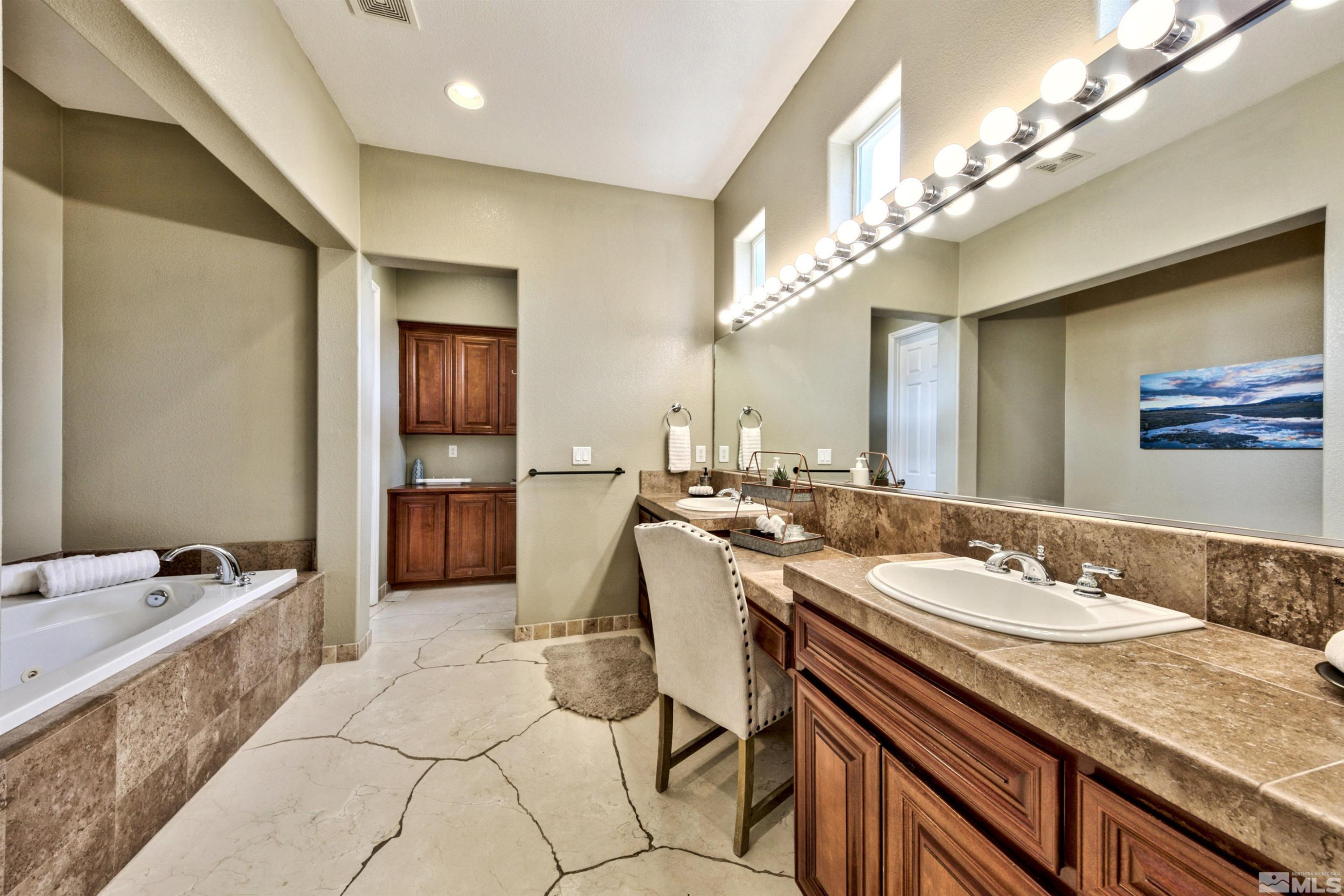 3000 Granite Pointe Dr Property Photo 18
