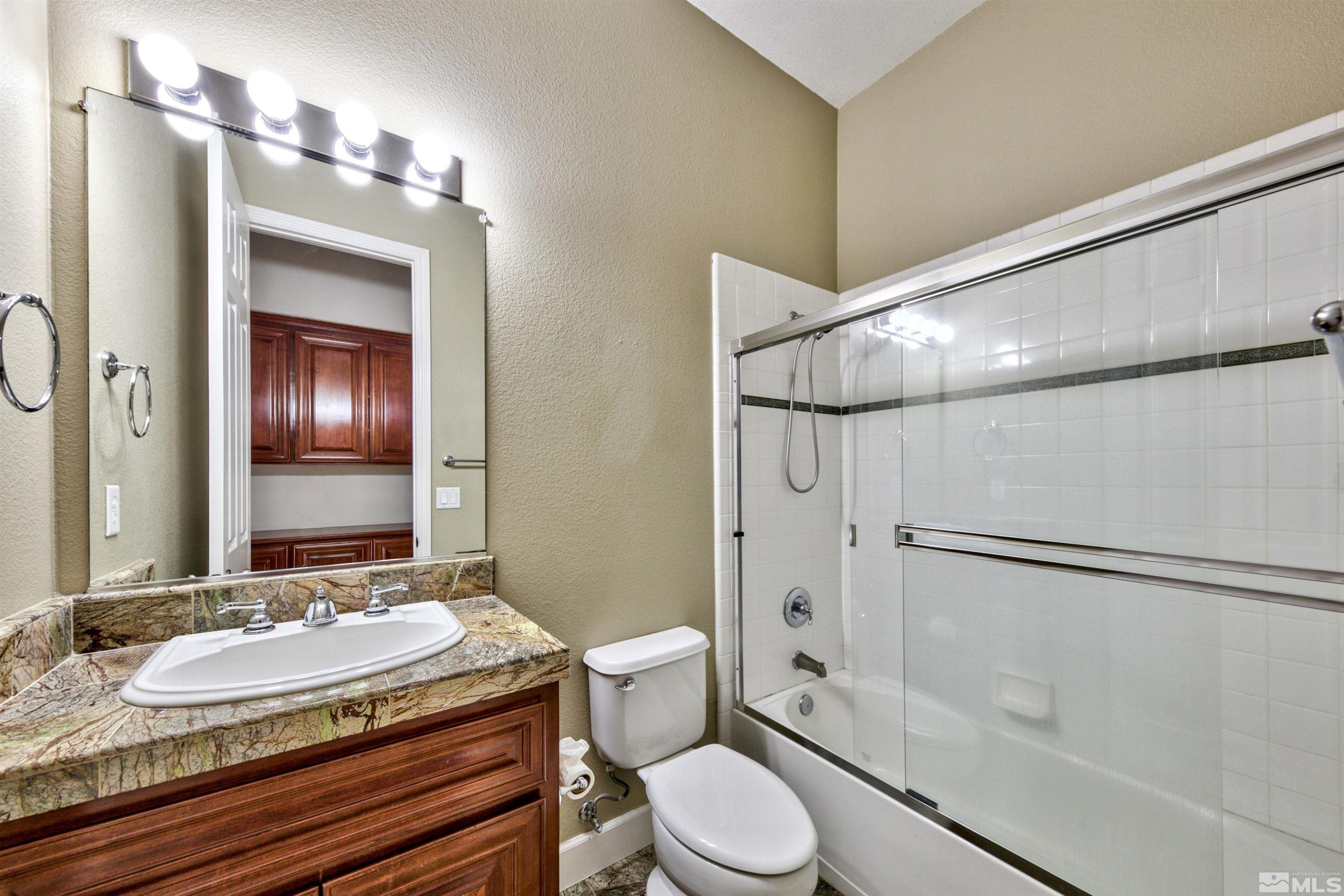 3000 Granite Pointe Dr Property Photo 24