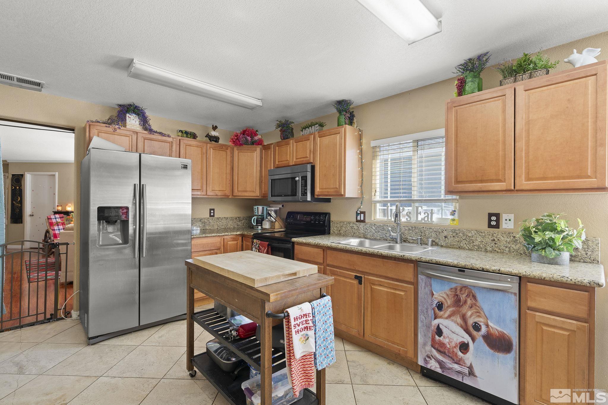 8921 Kemmer St Property Photo 8