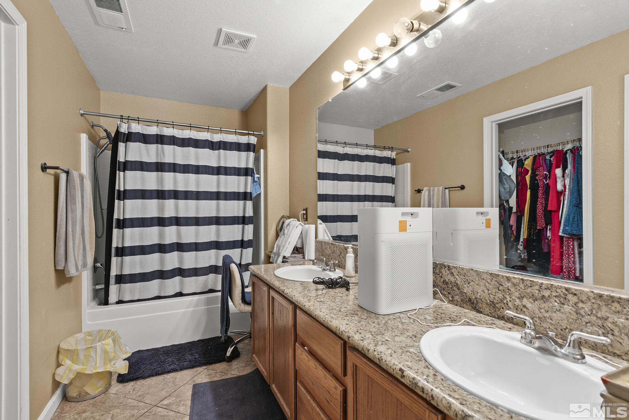 8921 Kemmer St Property Photo 13