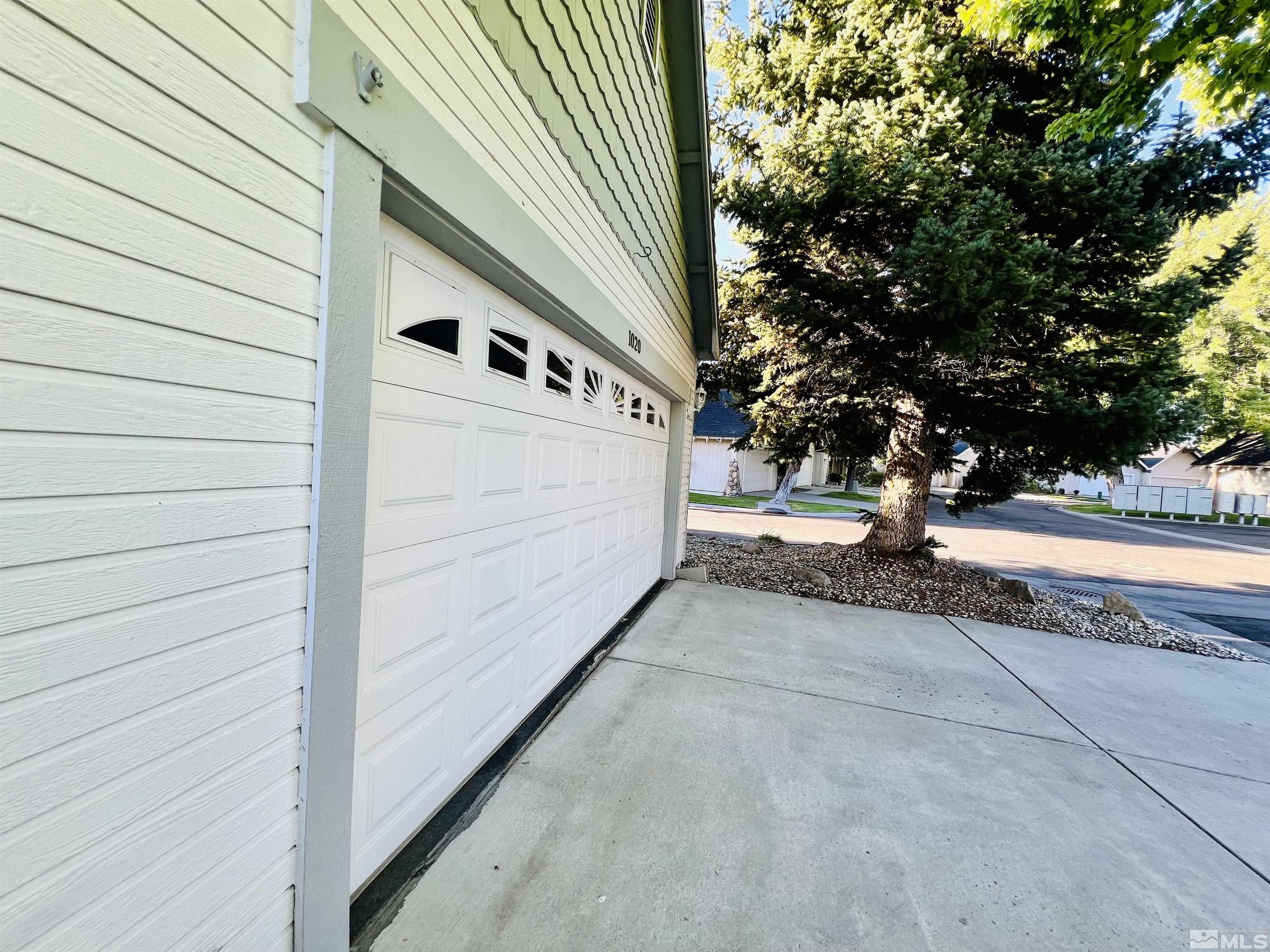 1020 Aspen Grove Circle Property Photo 25