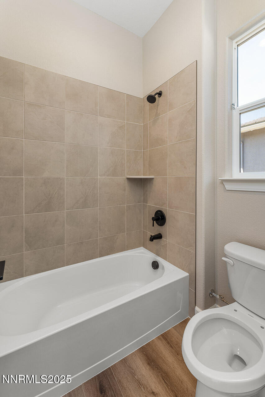 186 Commodore Drive Property Photo 22
