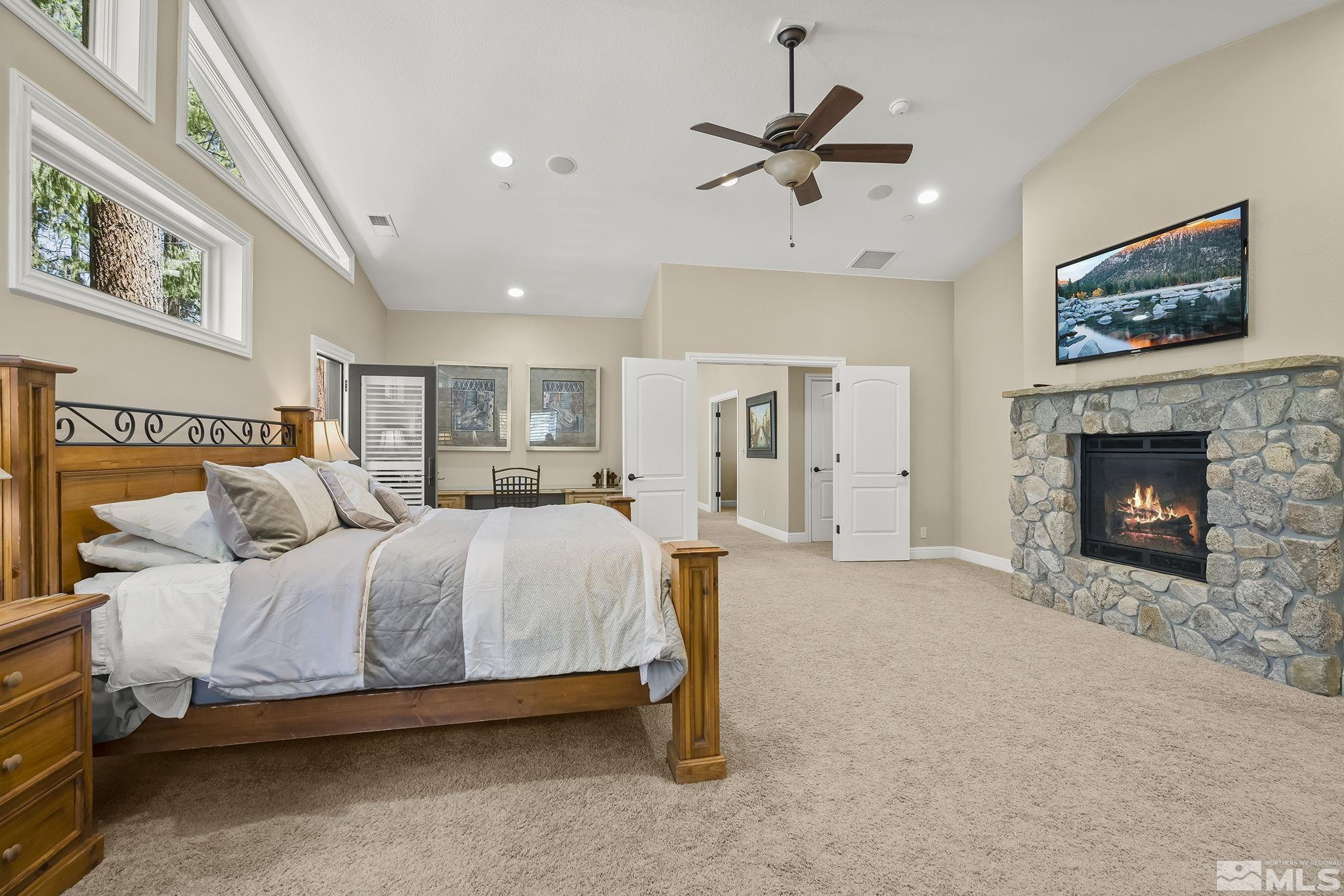 1030 Lynn Way Property Photo 16