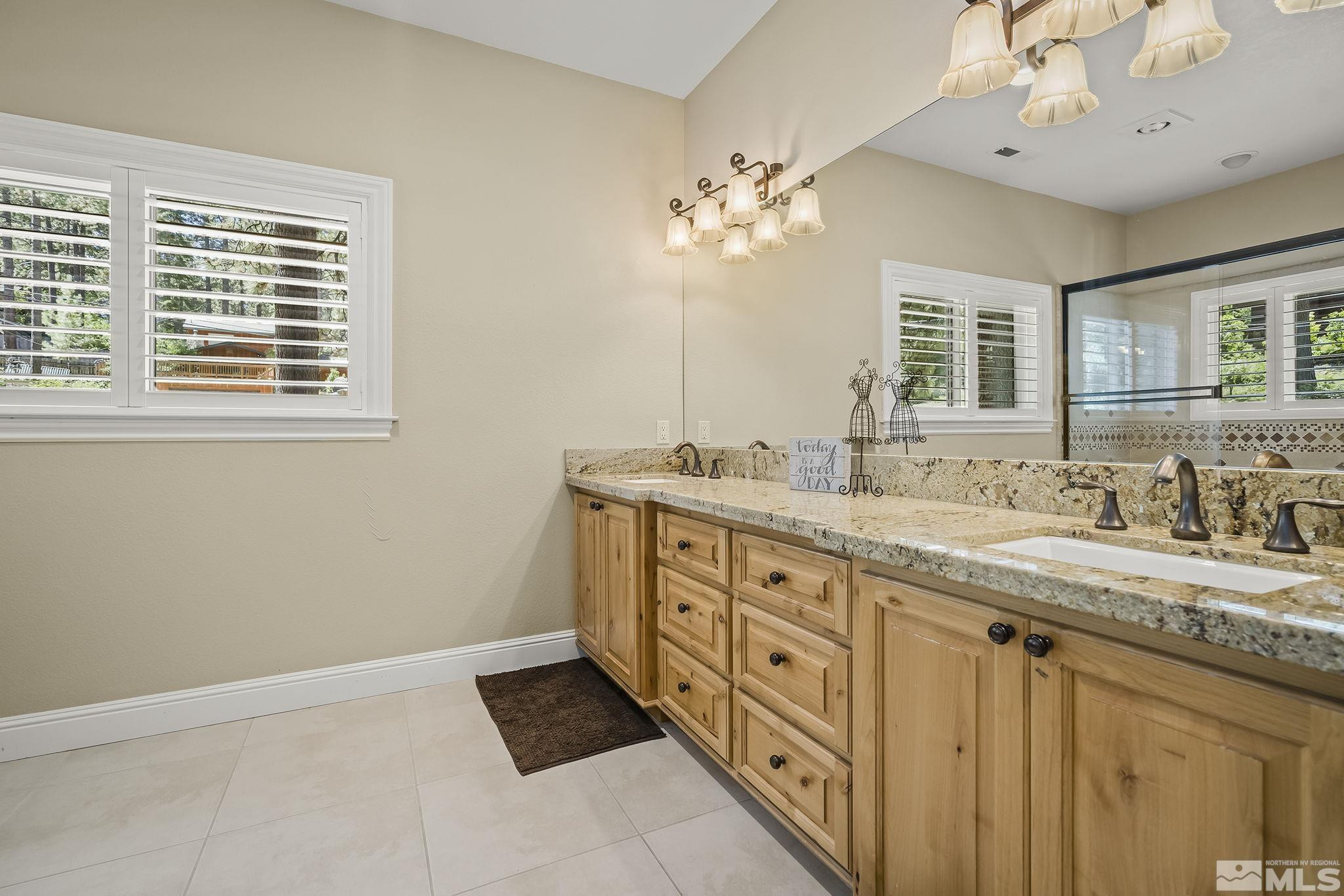 1030 Lynn Way Property Photo 20