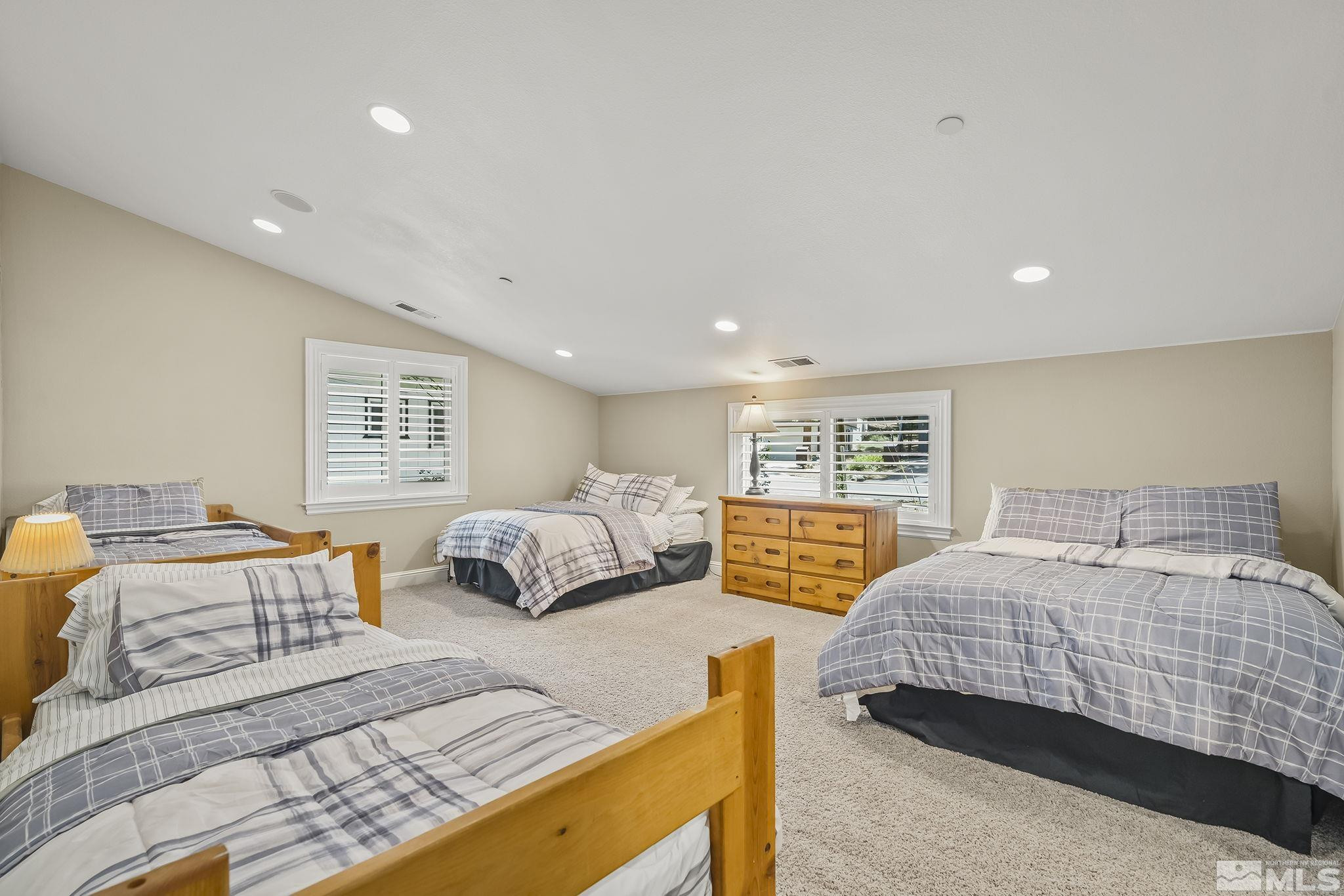 1030 Lynn Way Property Photo 23