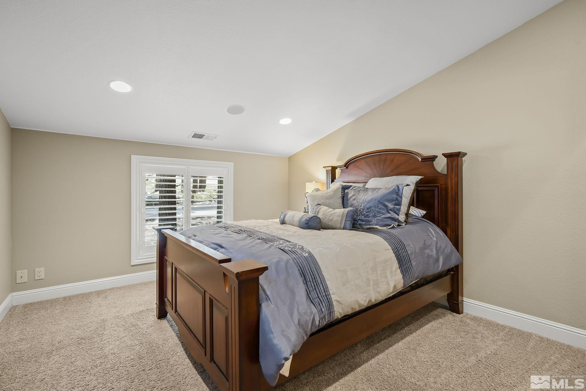 1030 Lynn Way Property Photo 25