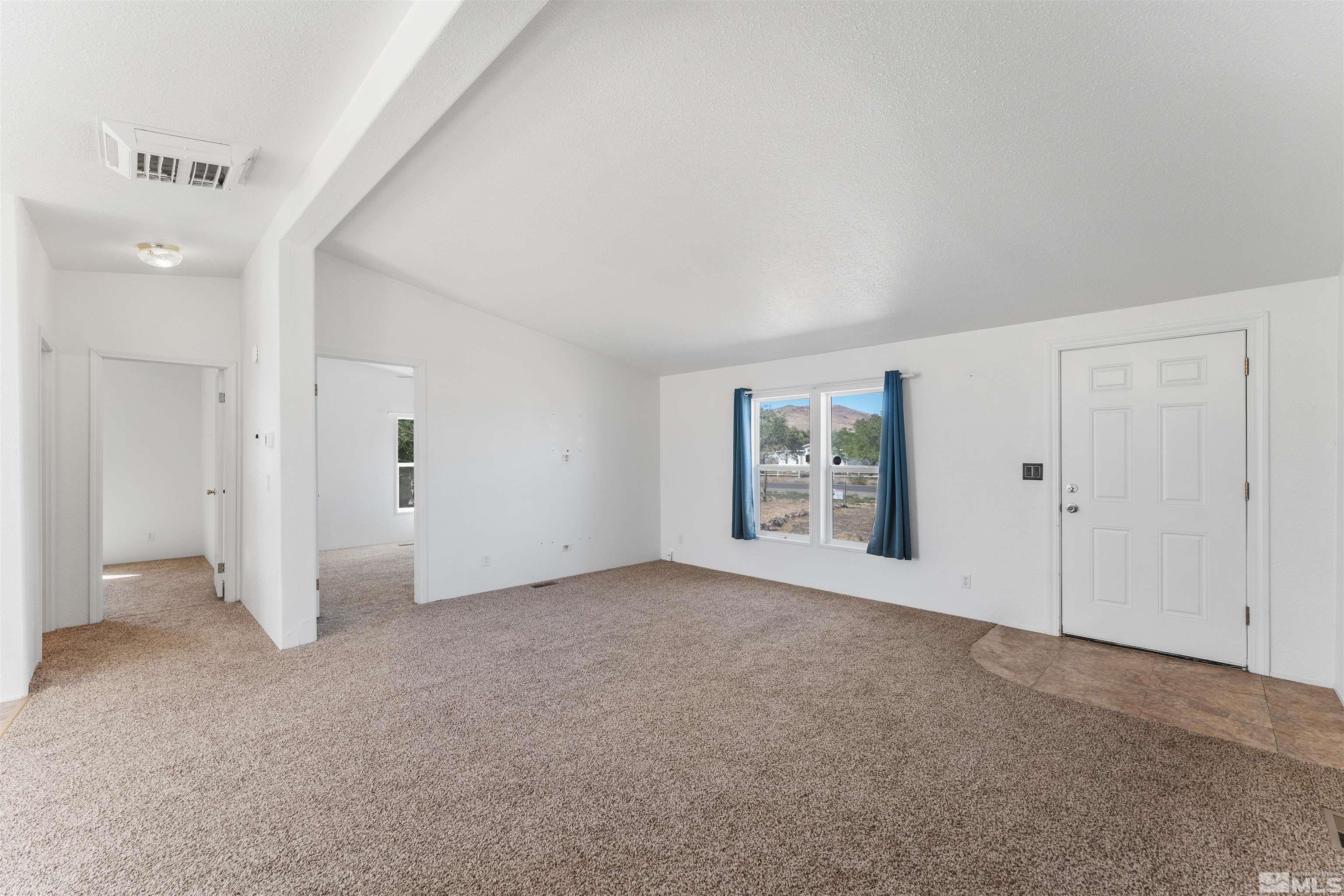 1414 Lahontan Drive Property Photo 5