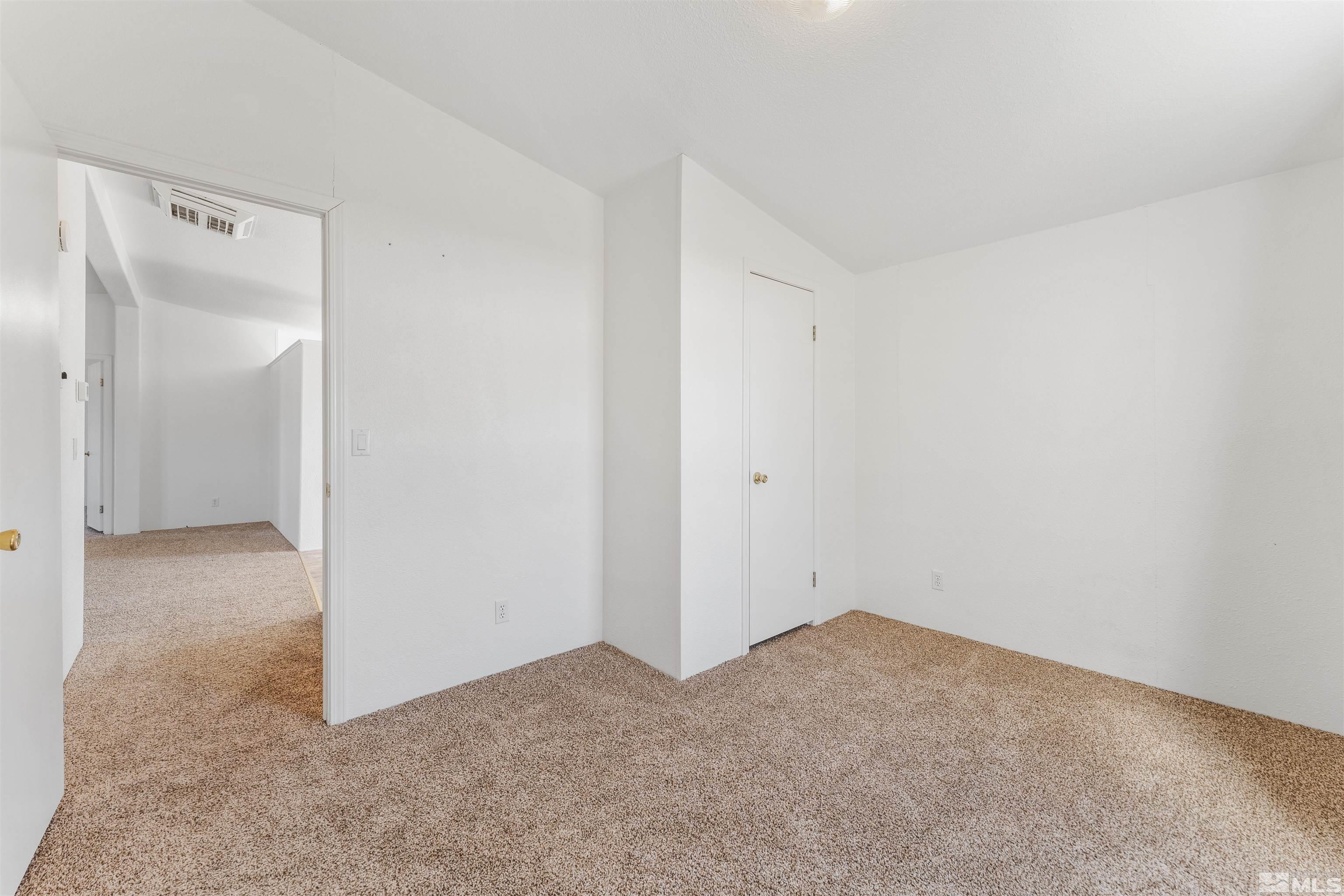 1414 Lahontan Drive Property Photo 25