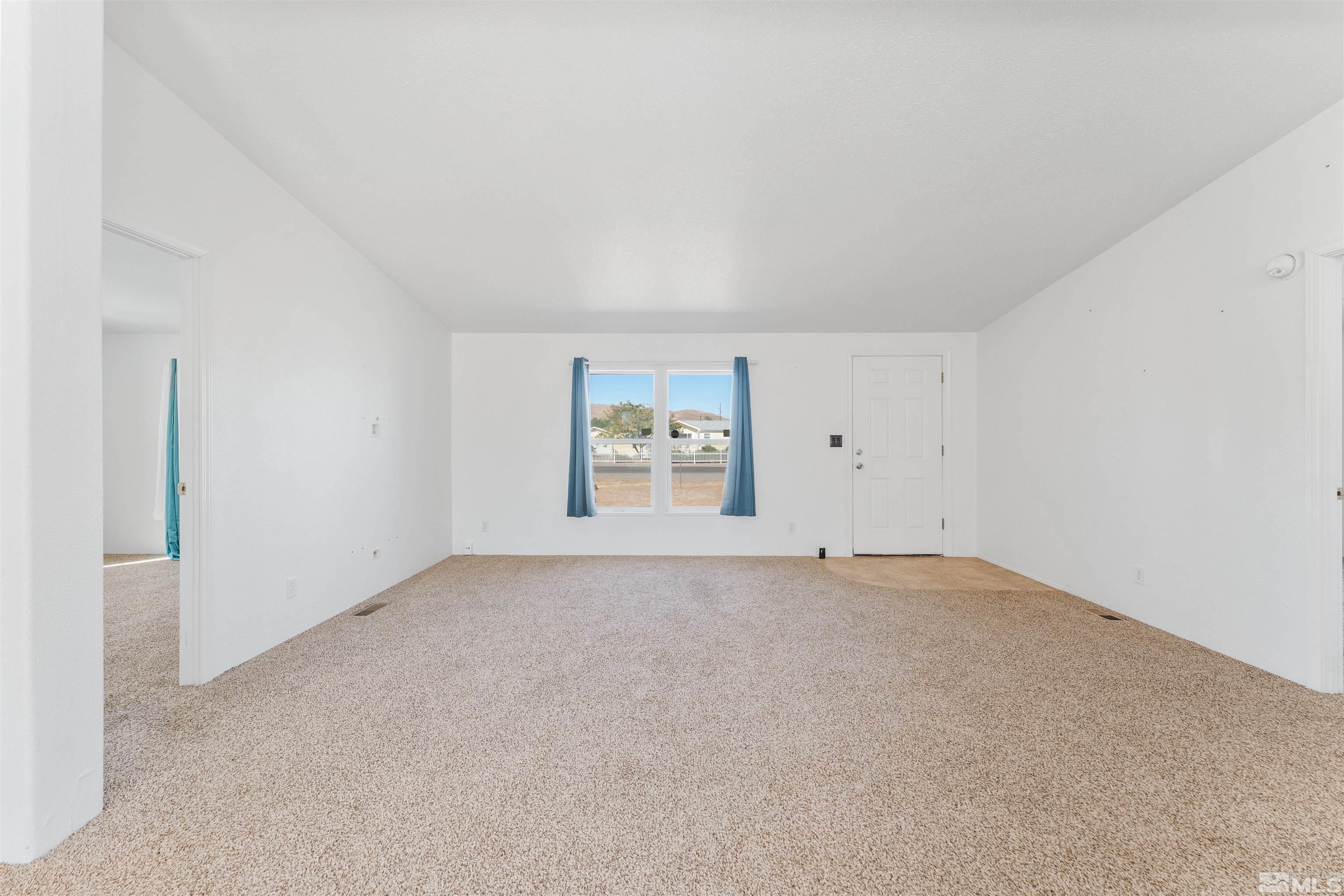 1414 Lahontan Drive Property Photo 27
