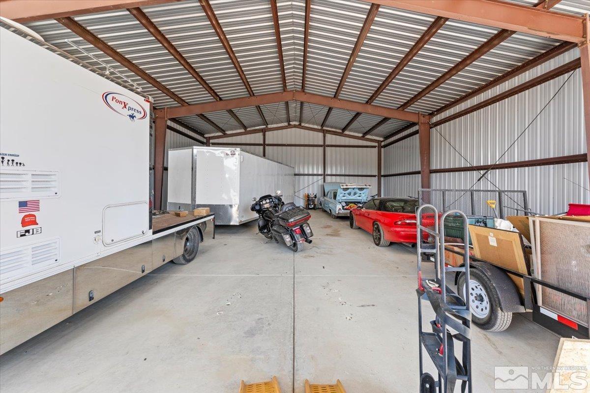 21470 Graves Rd Property Photo 8