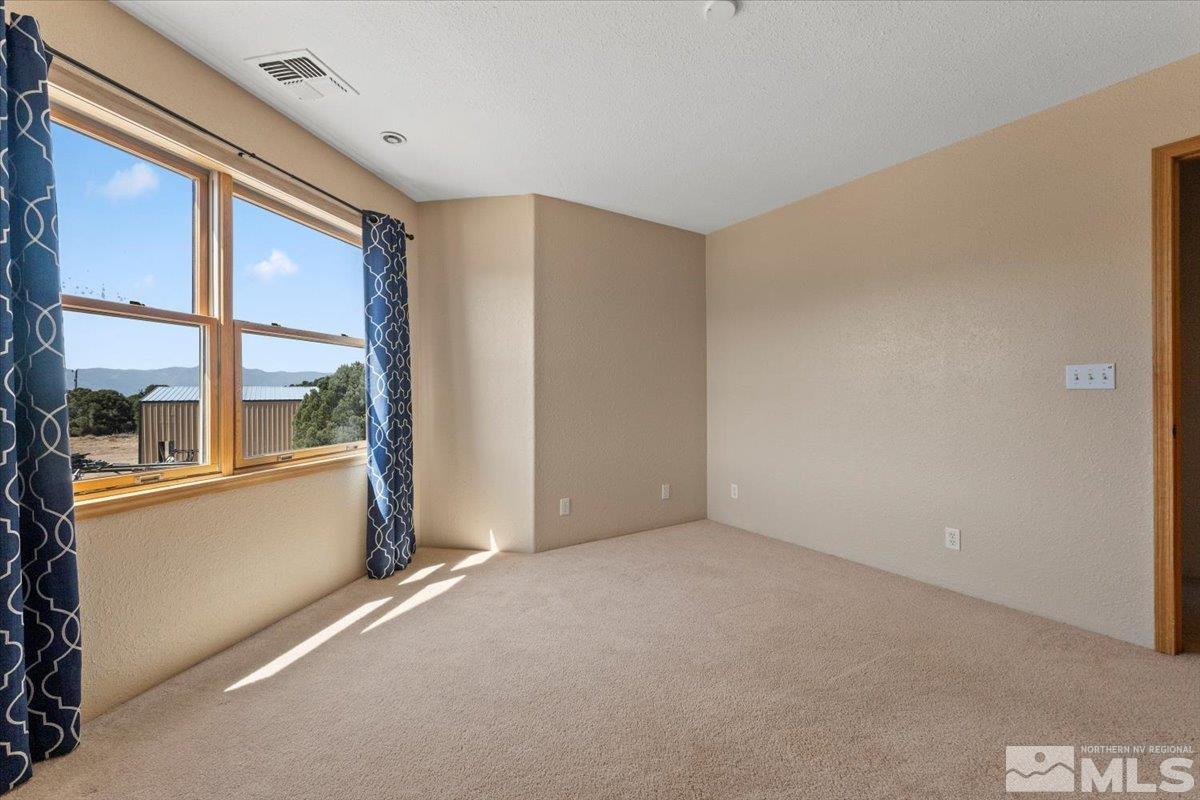 21470 Graves Rd Property Photo 21