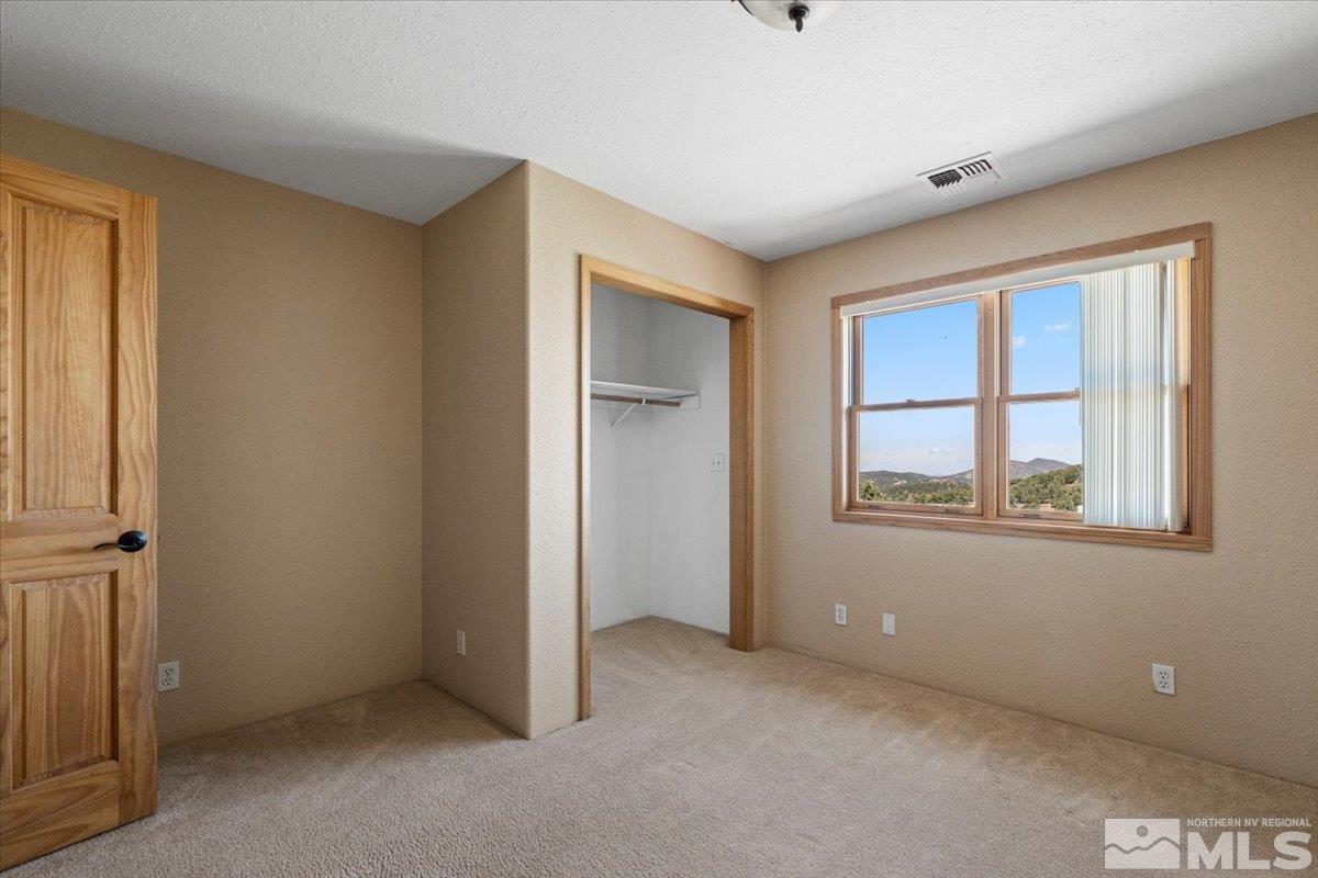 21470 Graves Rd Property Photo 24