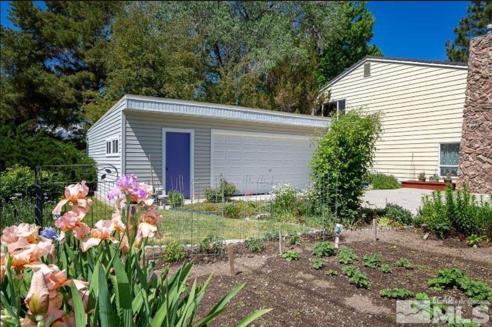 275 2nd Street Property Photo 5