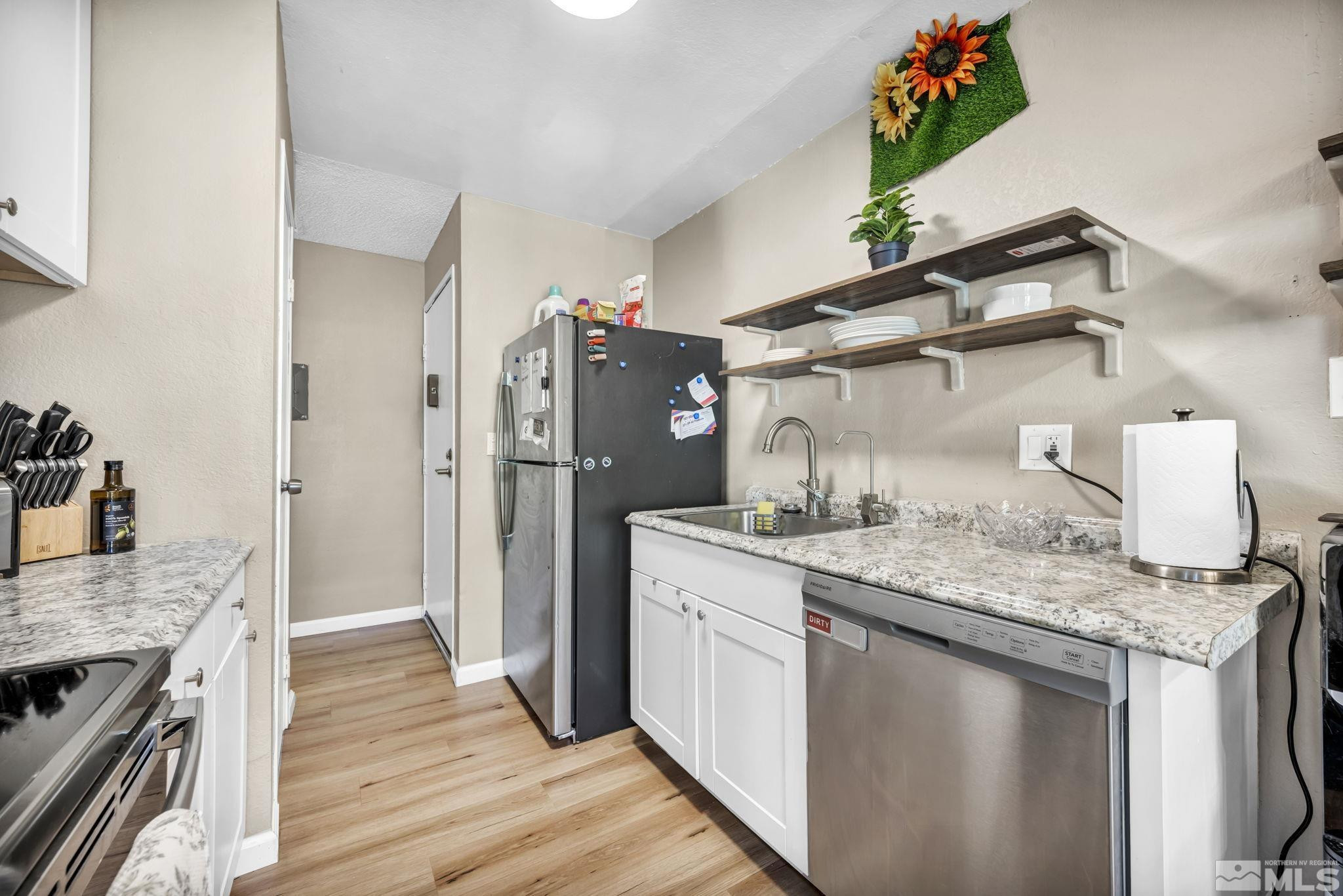 4602 Neil Road Property Photo 16