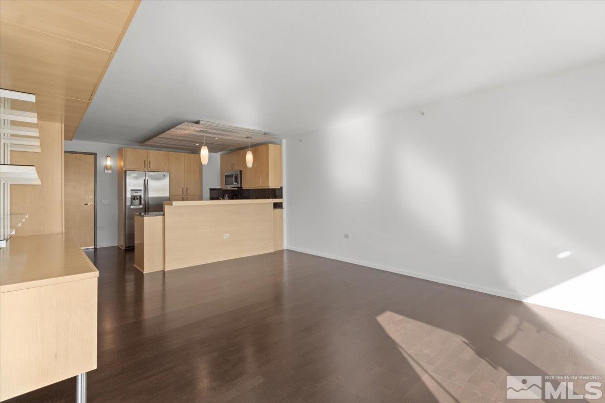 255 N Sierra Property Photo 5