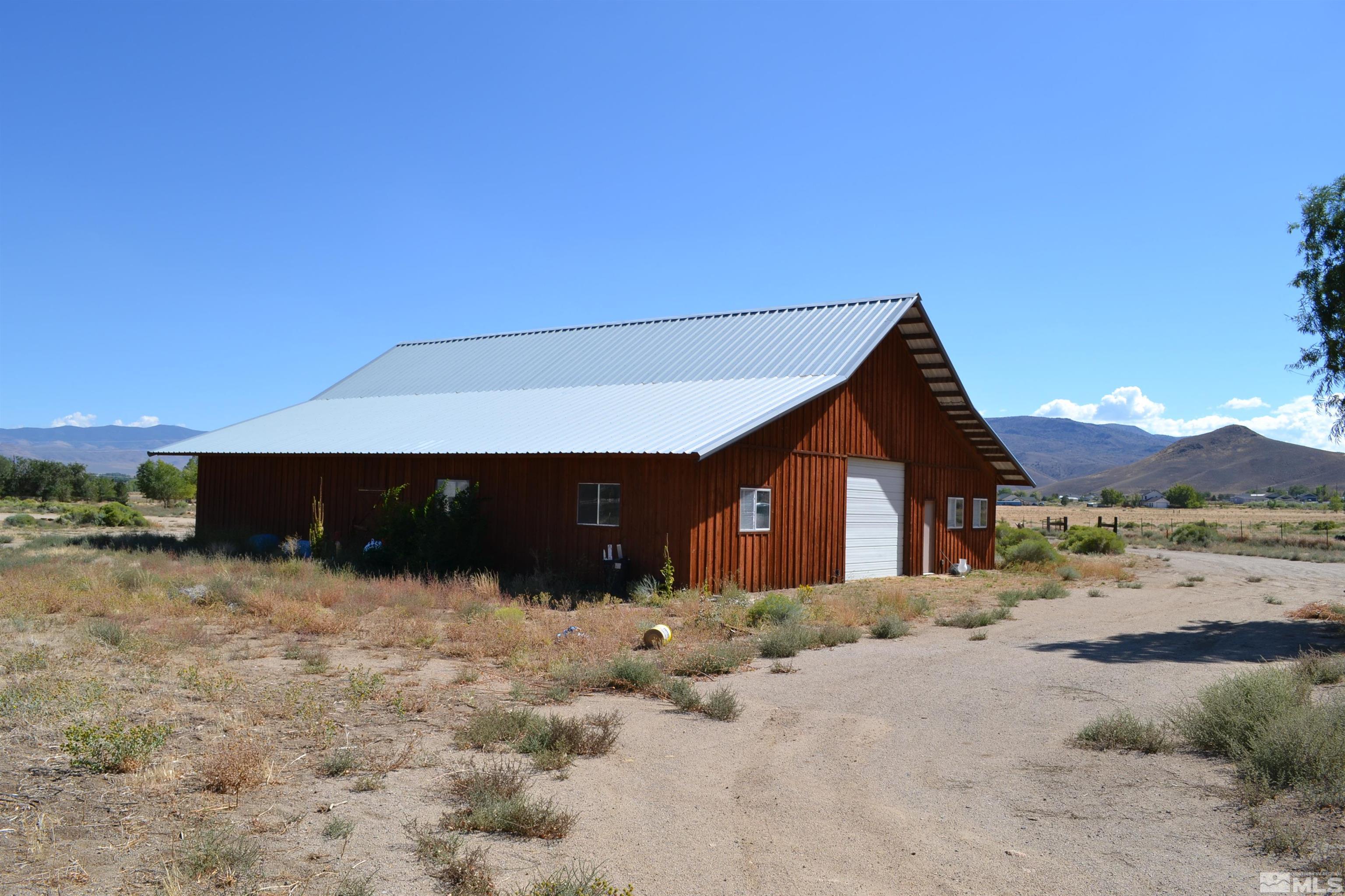 22 Long View Ln Property Photo 12