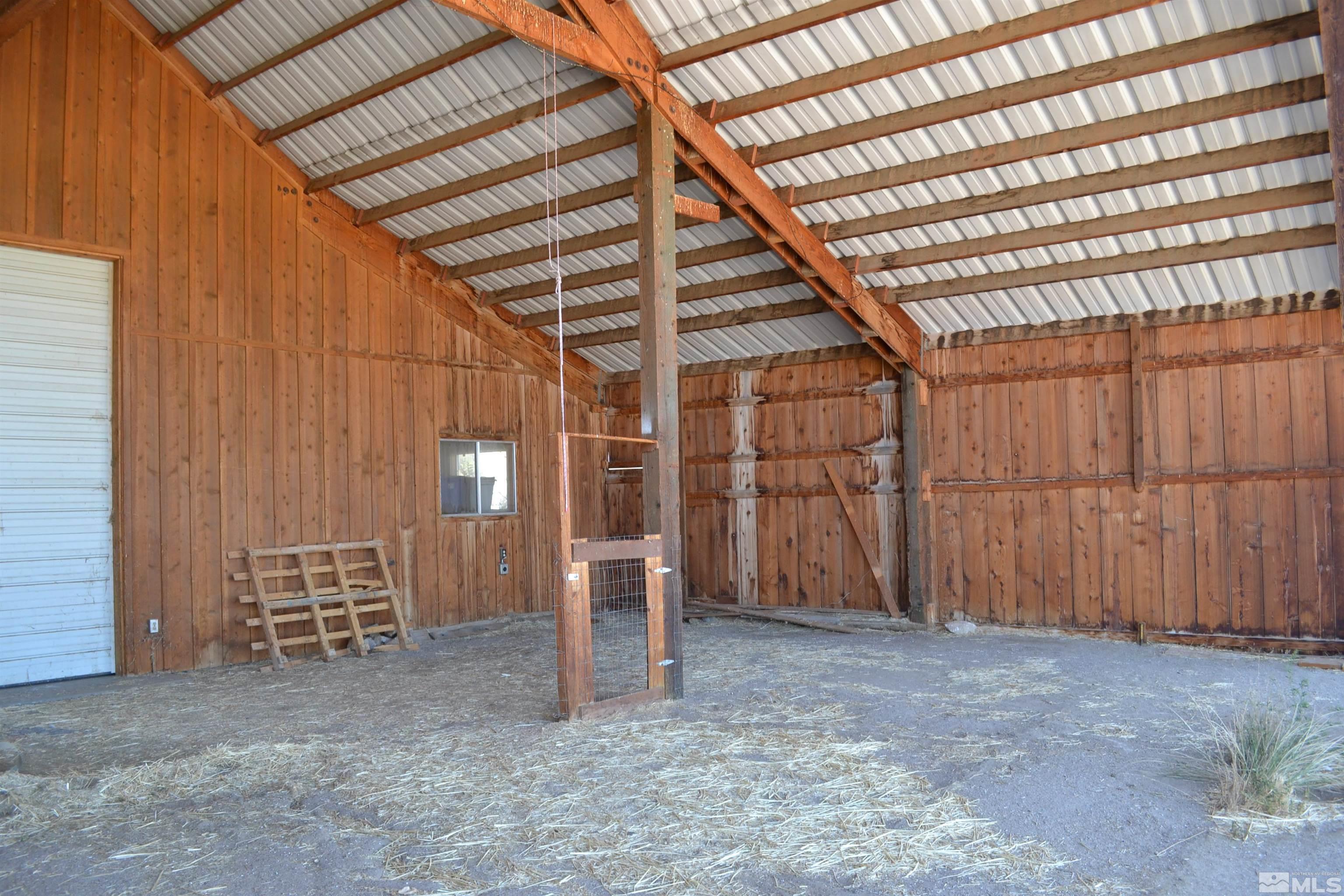 22 Long View Ln Property Photo 18