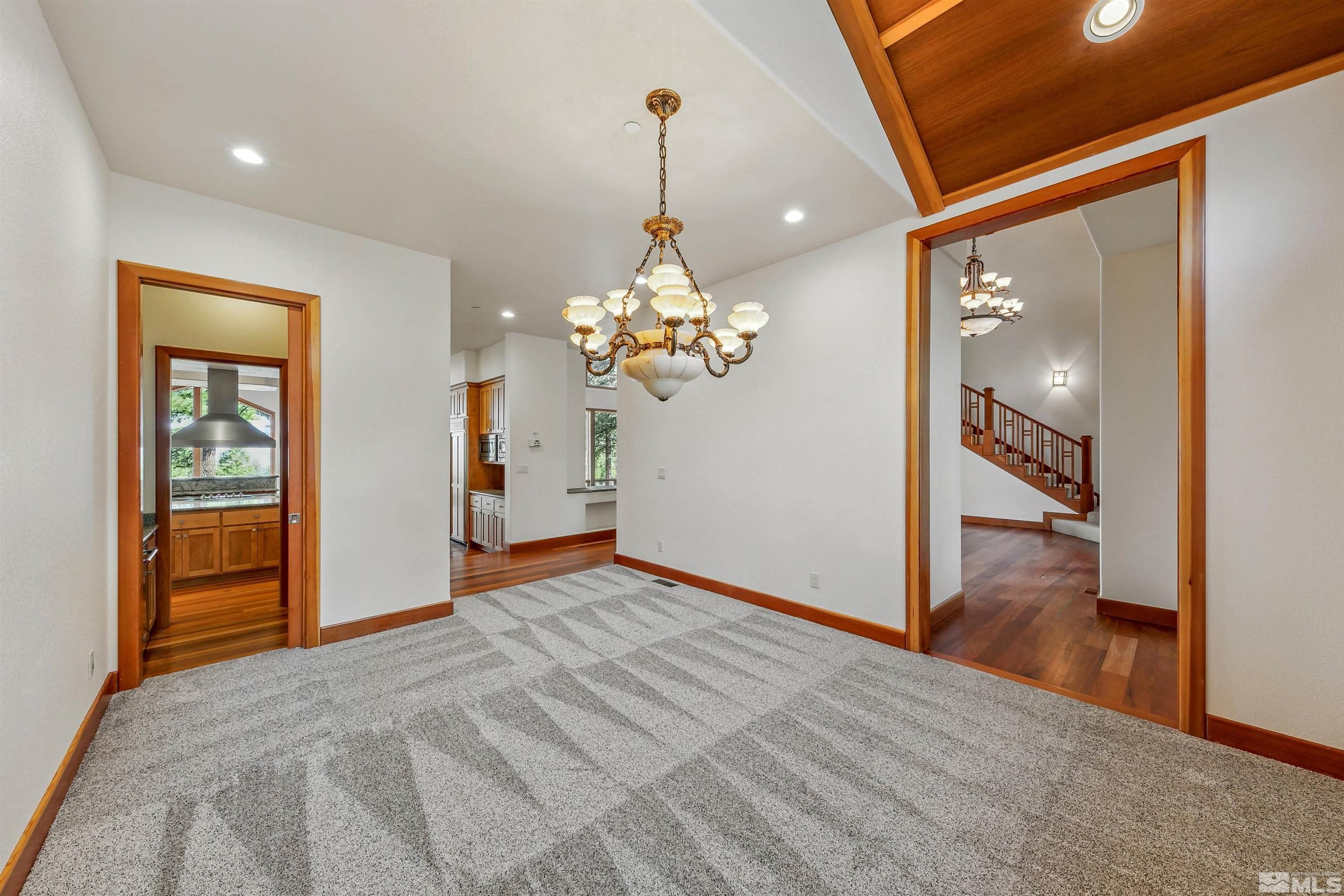 210 Sheridan Creek Ct Property Photo 29