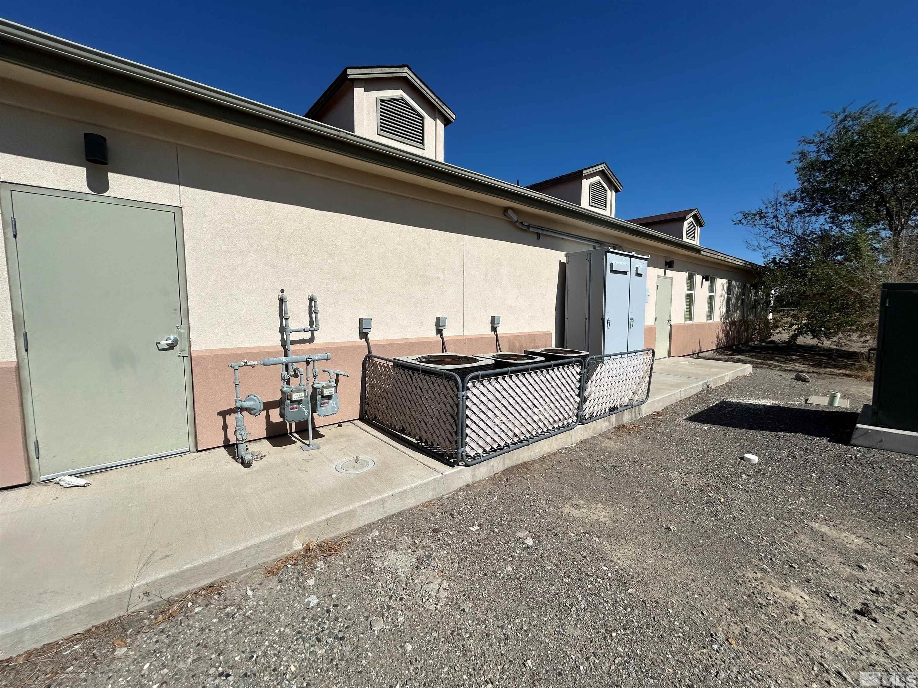 240 S Us Hwy 95a A1 Property Photo 16