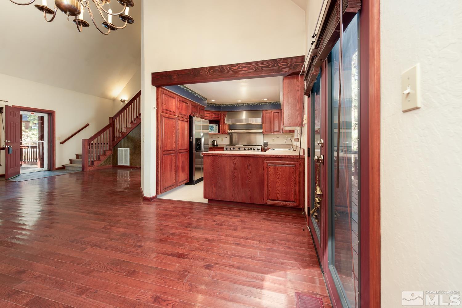 100 Timber Lane Property Photo 17